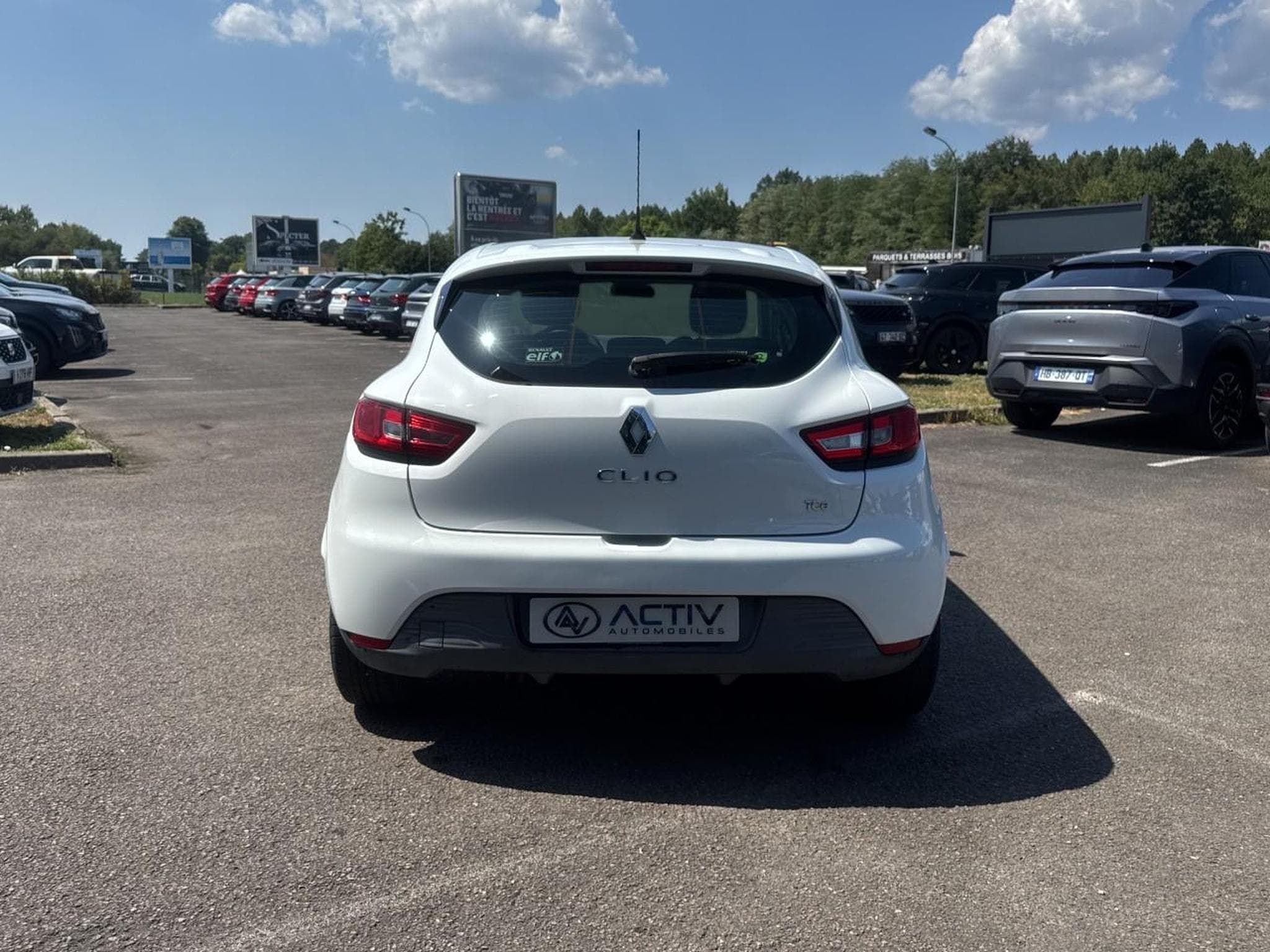 Renault CLIO IV 0.9 TCE 90 TREND ECO (2015) - Photo 6