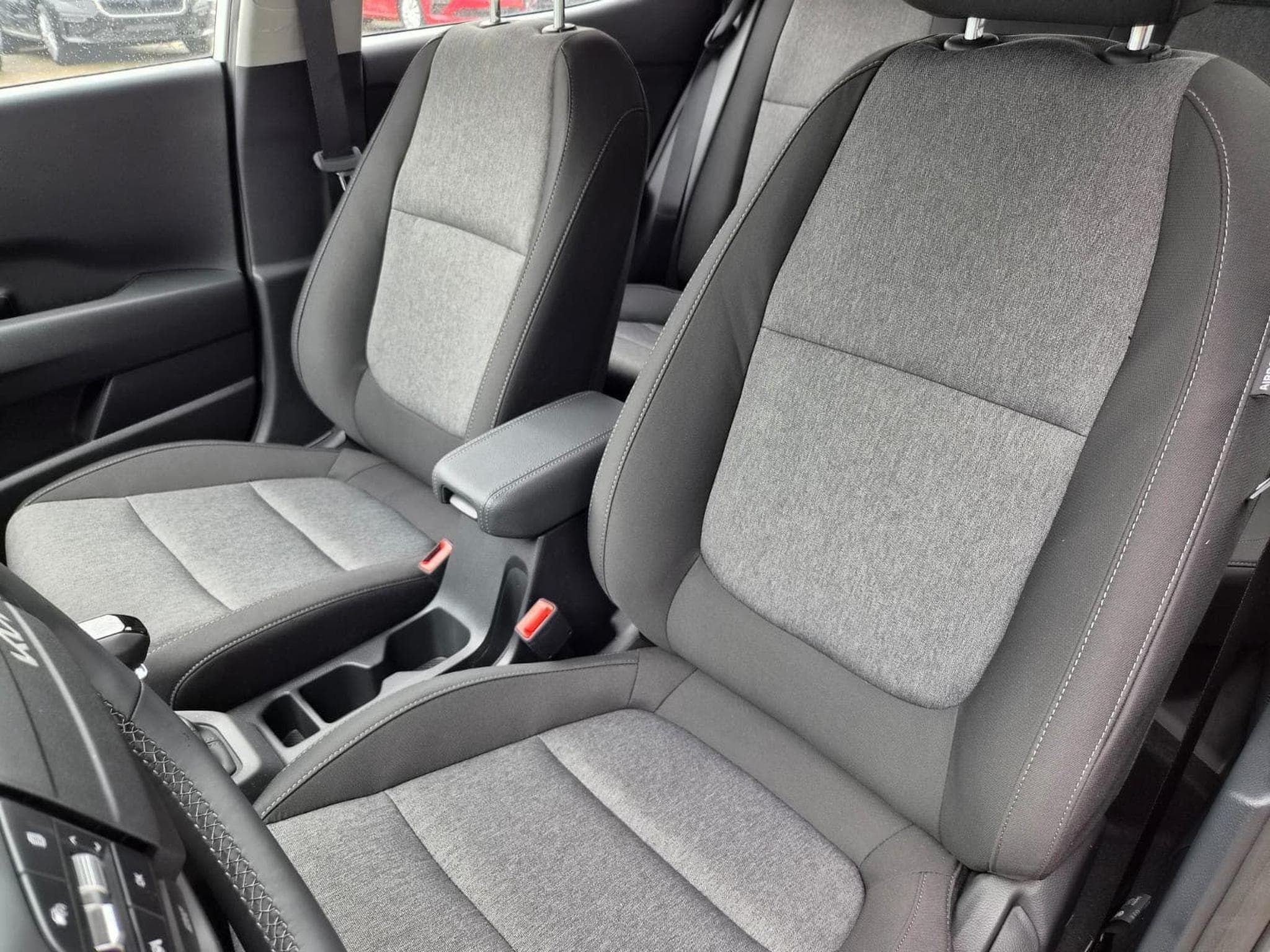 Kia Stonic Standard (2026) - Photo 11
