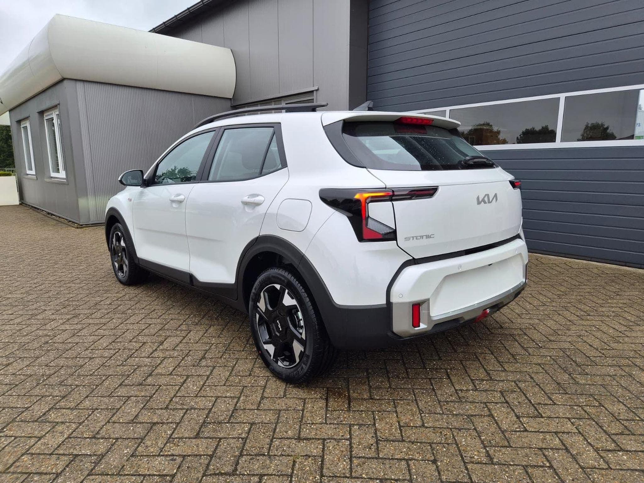 Kia Stonic Standard (2026) - Photo 3