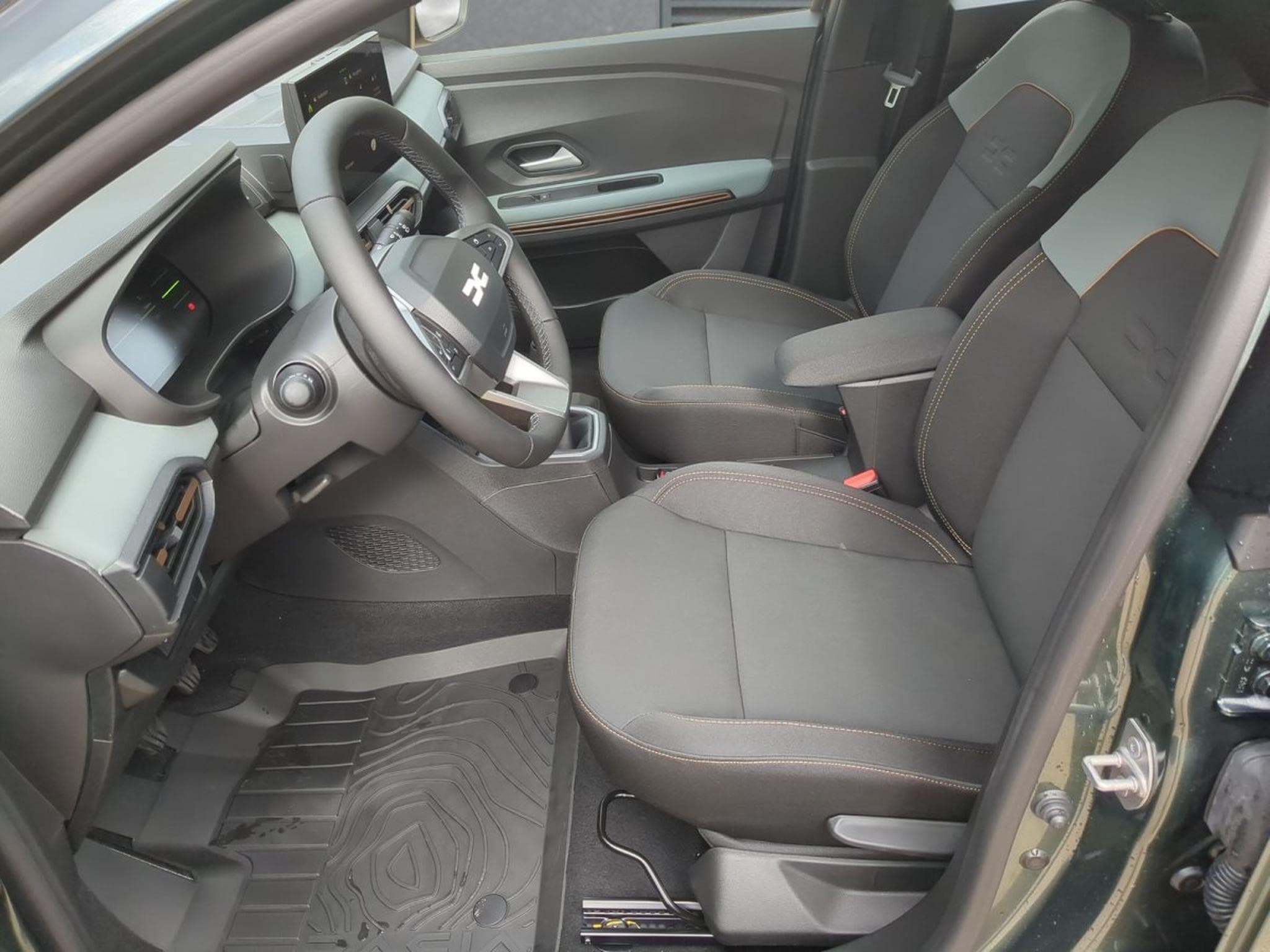 Dacia Sandero Extreme (2026) - Photo 4