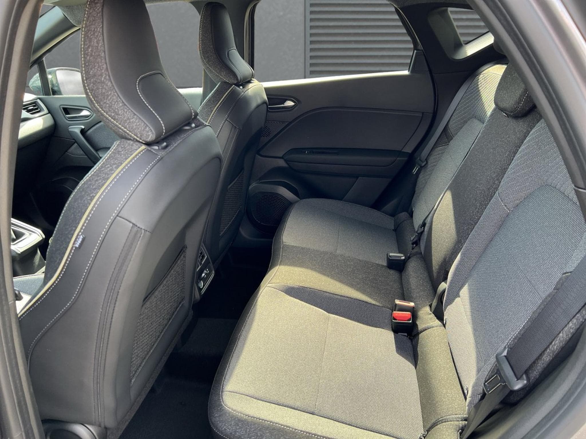 Renault Captur Techno (2026) - Photo 6