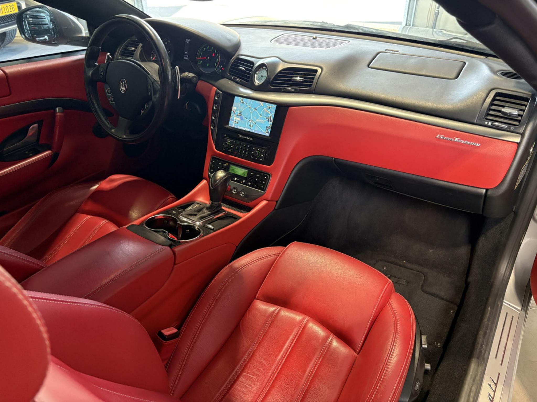 Maserati GranTurismo MASERATI GRANTURISMO 4.2 V8 405 CV/GPS/CUIR/Xénon/ (2009) - Foto 22
