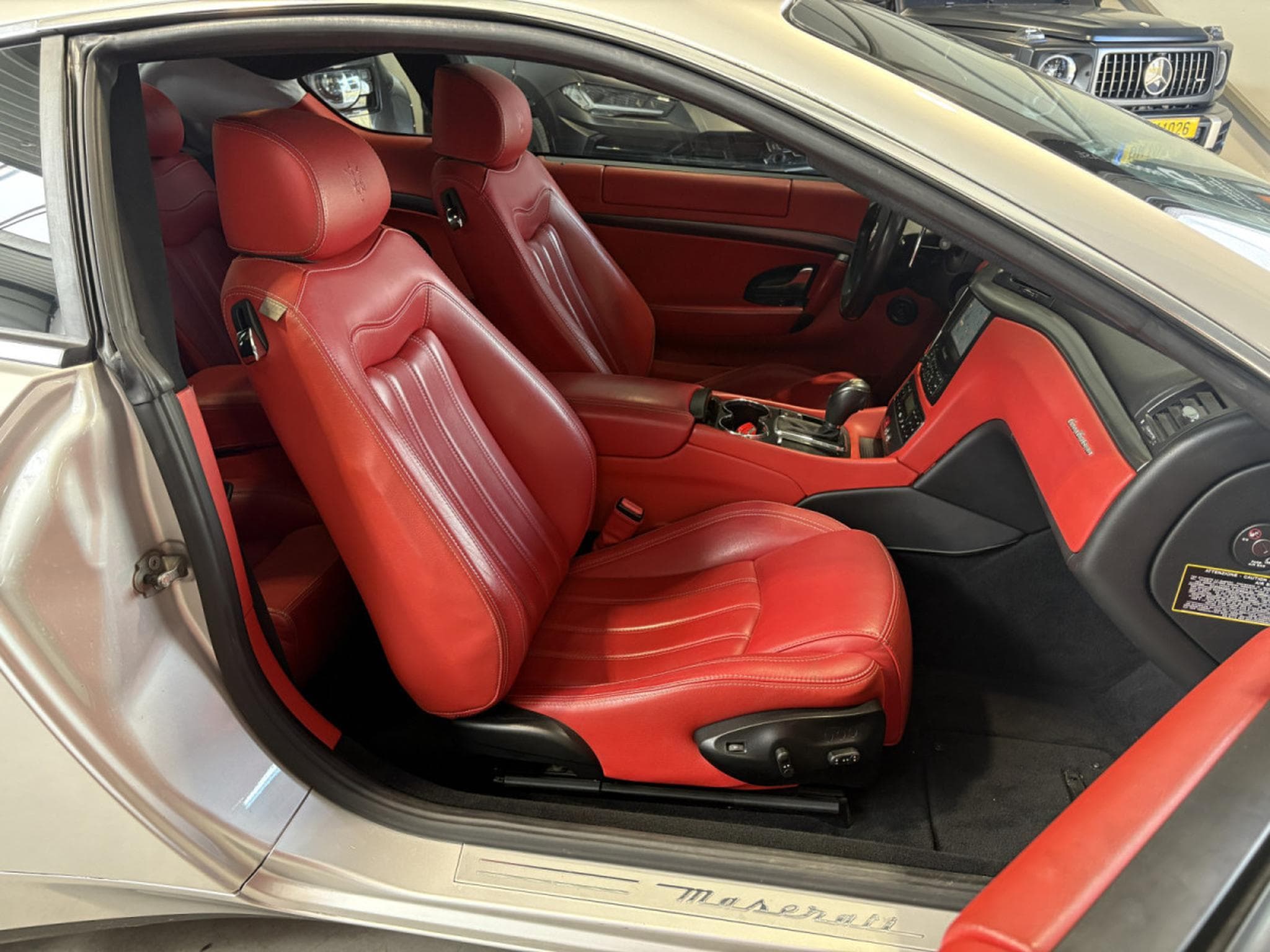 Maserati GranTurismo MASERATI GRANTURISMO 4.2 V8 405 CV/GPS/CUIR/Xénon/ (2009) - Foto 24