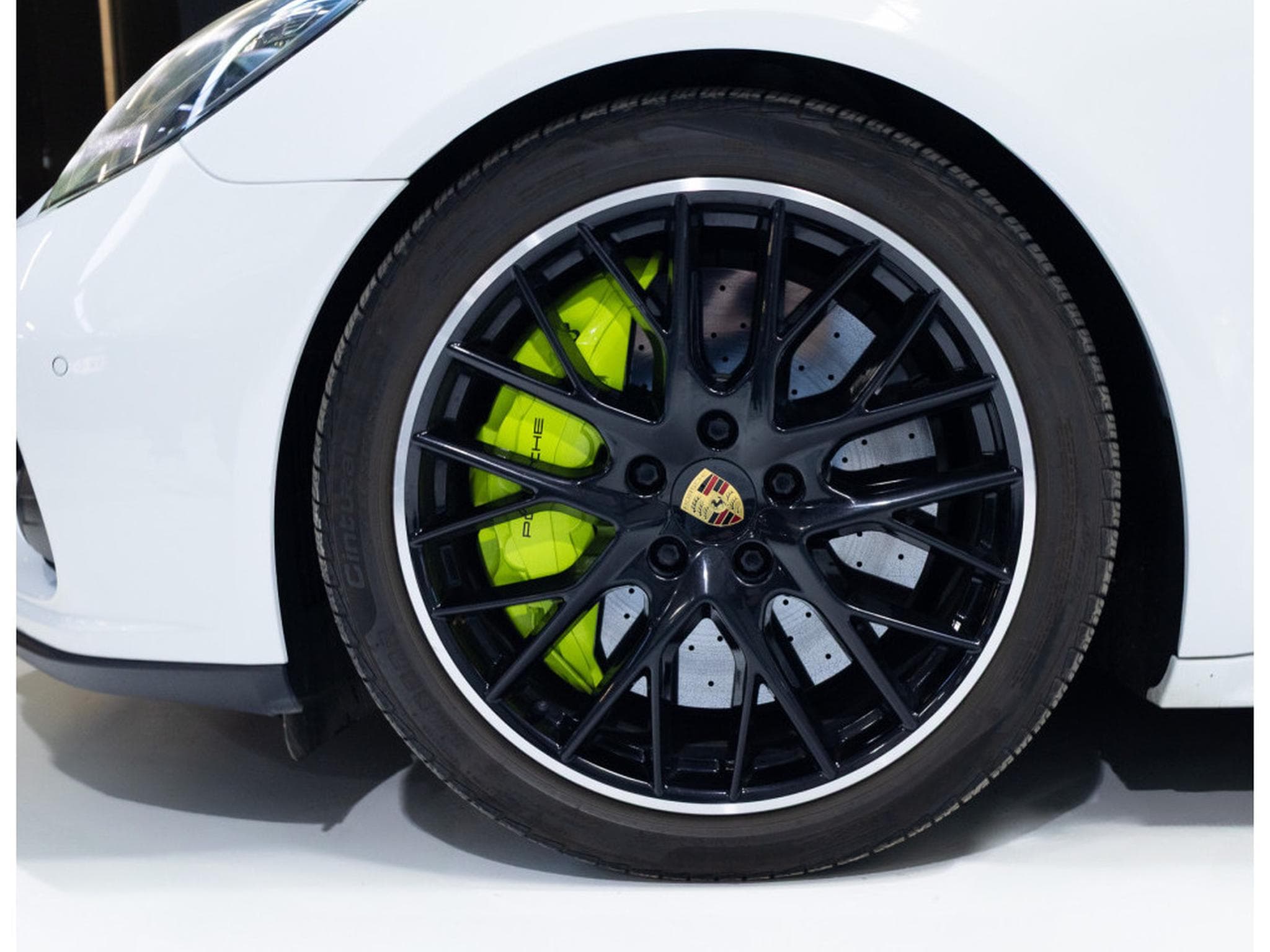 Porsche Panamera TURBO S E-HYBRIDE SPORT TURISMO (2018) - Foto 3