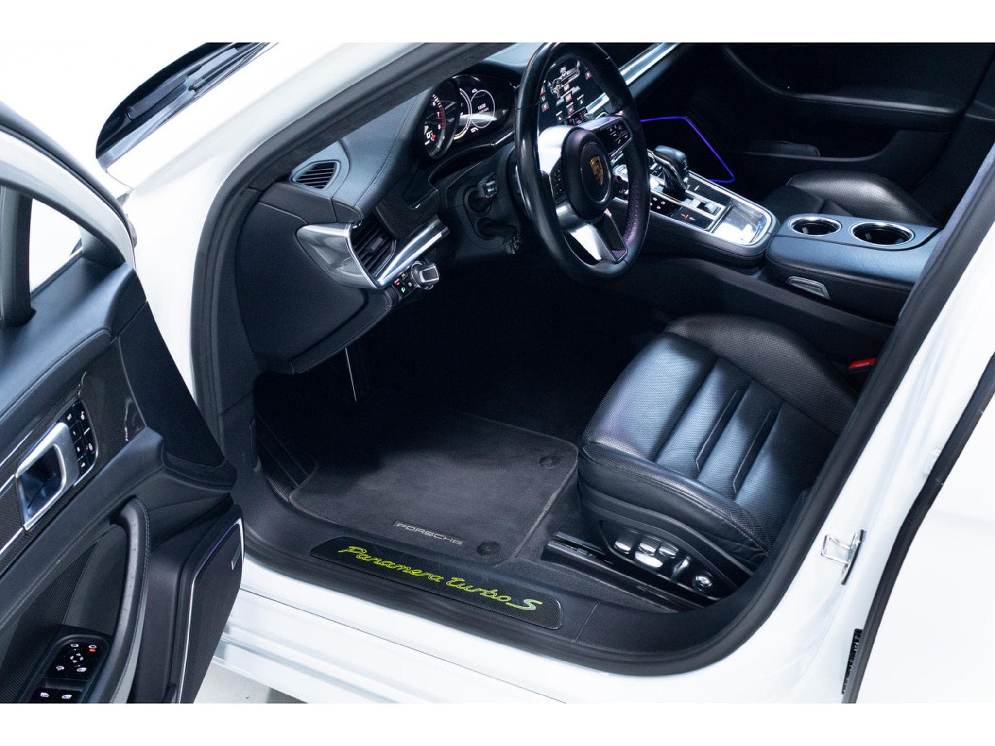 Porsche Panamera TURBO S E-HYBRIDE SPORT TURISMO (2018) - Foto 4