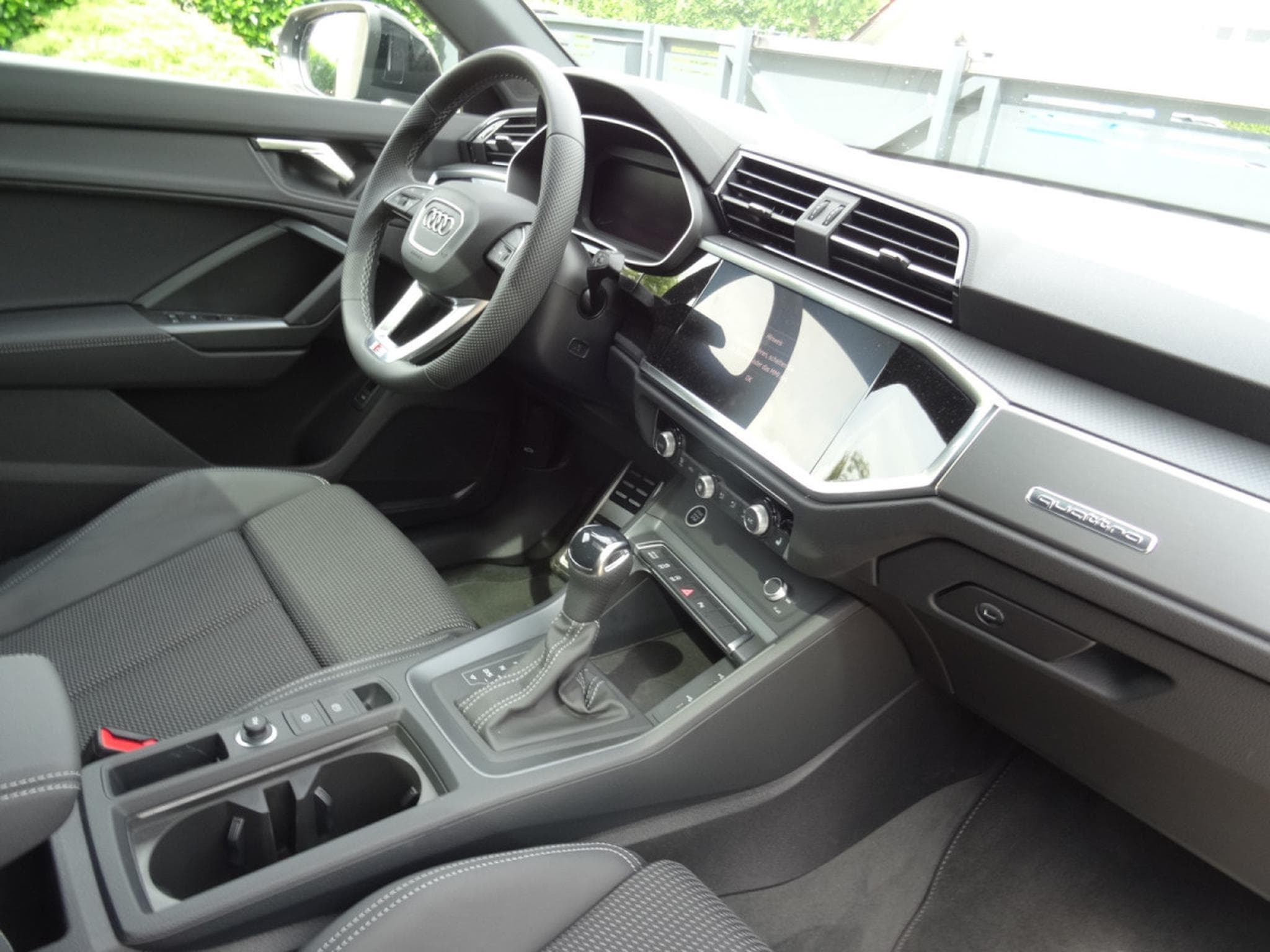 Audi Q3 Sportback S-Line 45 TFSI 245CV quattro S (2025) - Photo 7