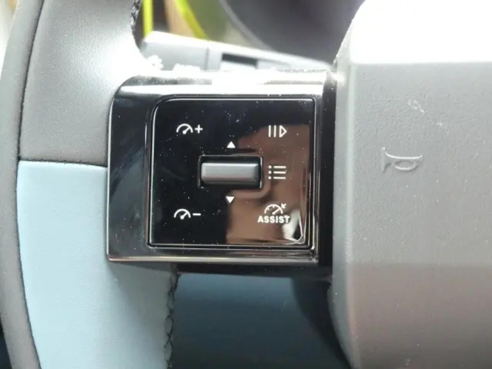 Fiat Grande Panda HYBRID LA PRIMA 1.2 (2026) - Foto 13