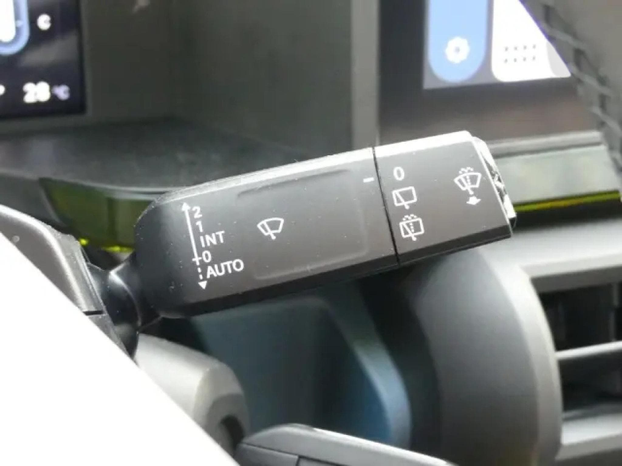 Fiat Grande Panda HYBRID LA PRIMA 1.2 (2026) - Foto 16