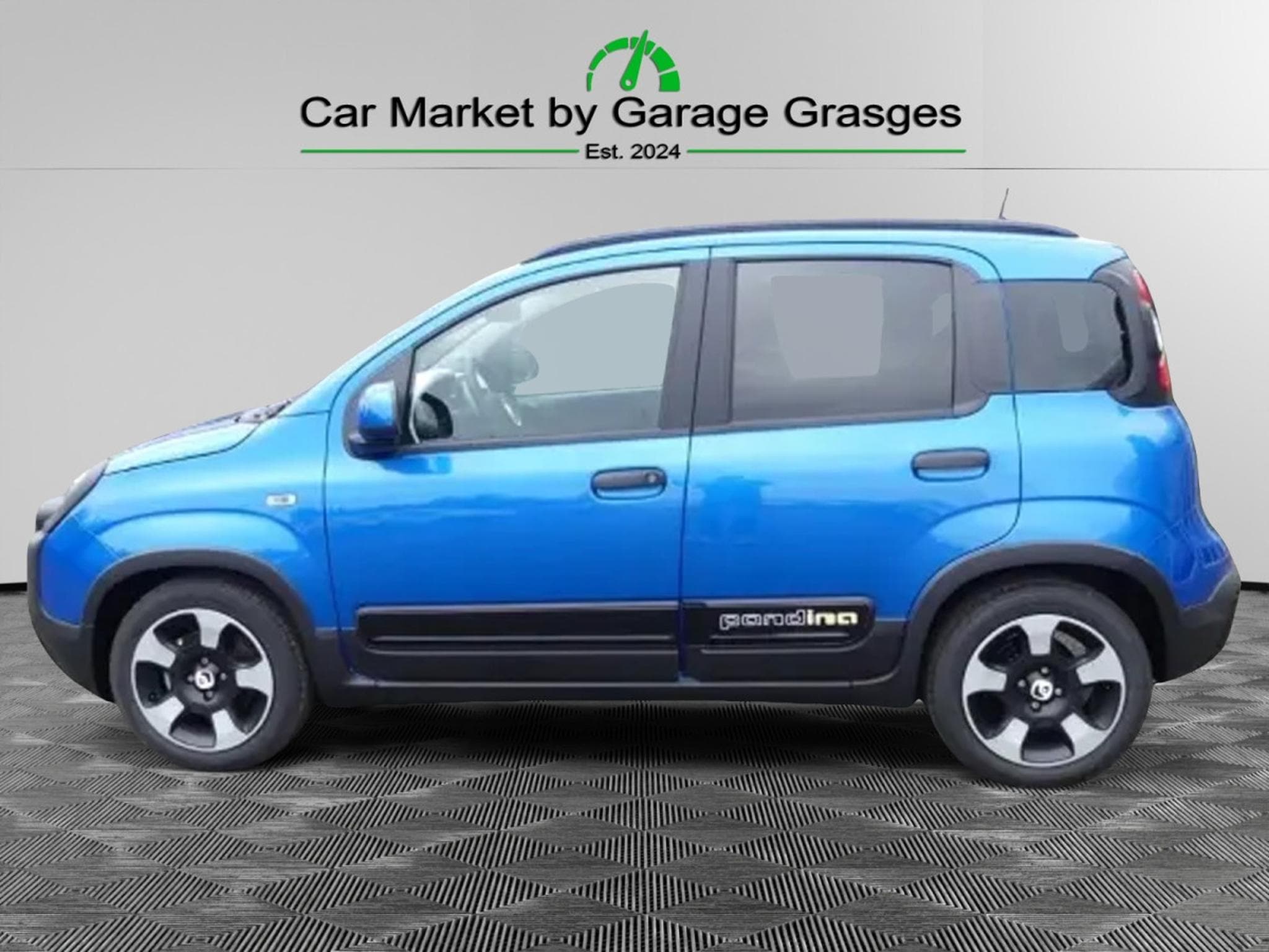 Fiat Panda Pandina Cross Hybride 1.0 (2026) - Photo 2