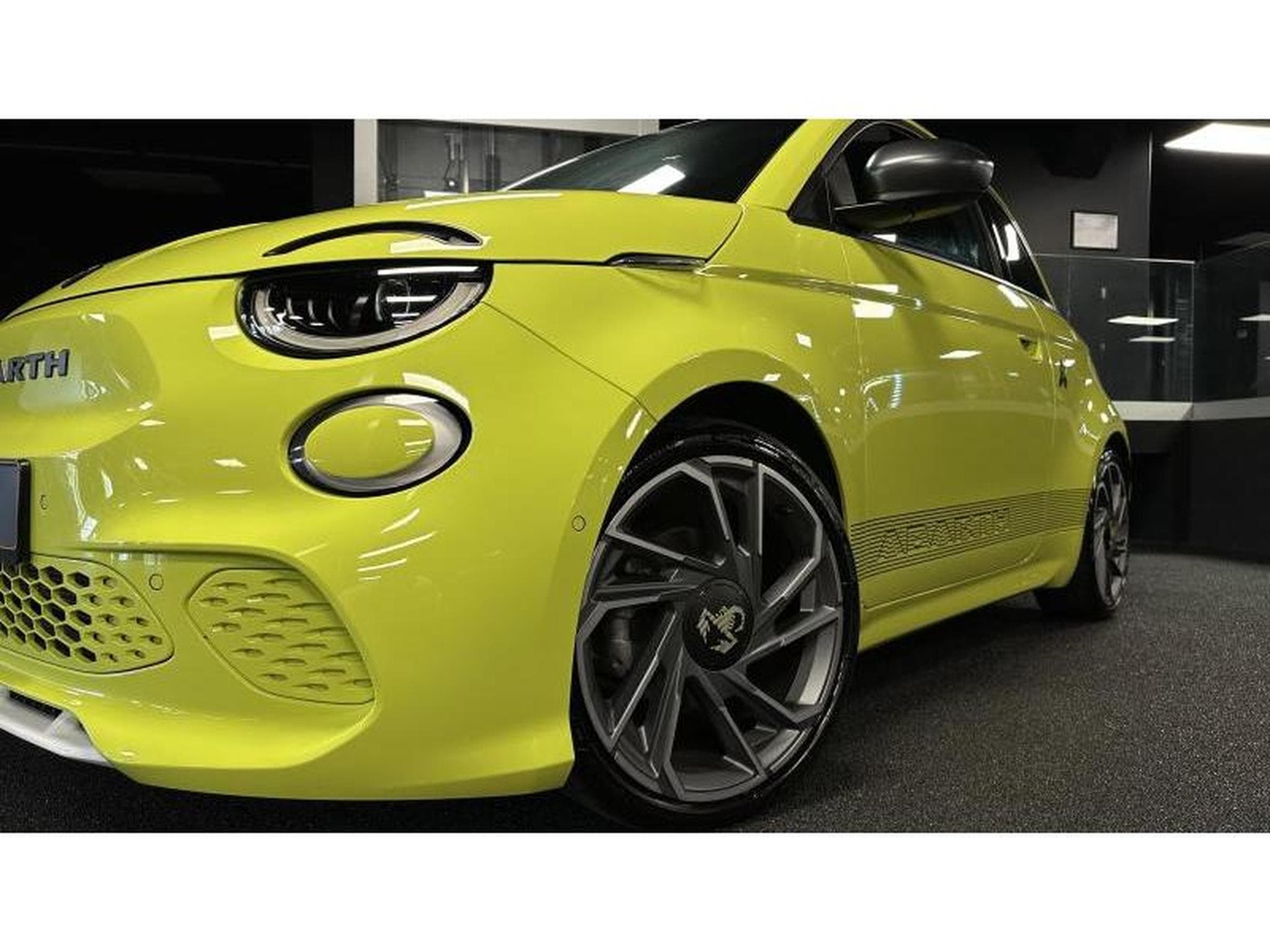 Abarth 500 SCORPIONISSIMA (2023) - Photo 5