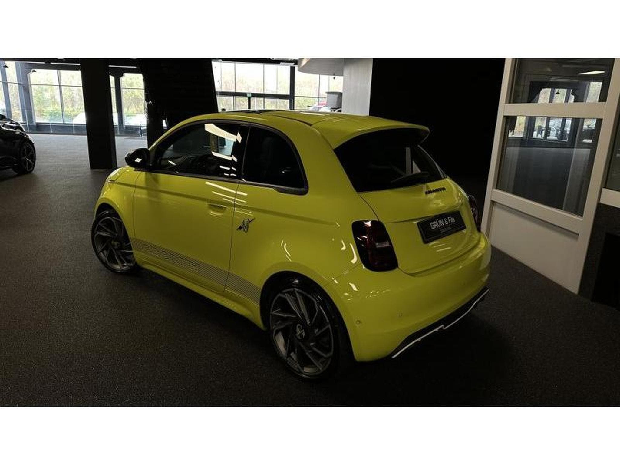 Abarth 500 SCORPIONISSIMA (2023) - Photo 8