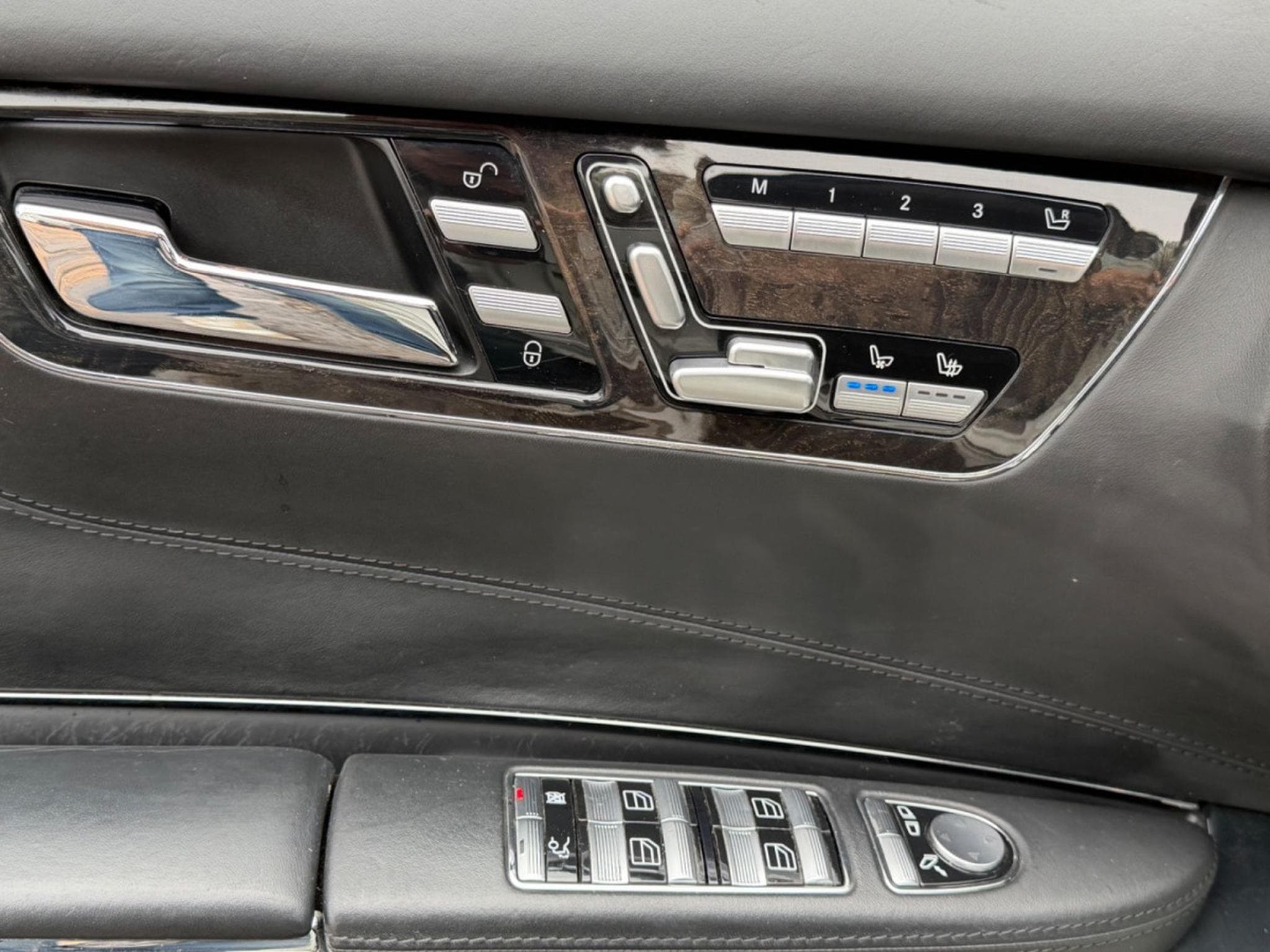 Mercedes CL 63 AMG CL Coupe CL 63 AMG/Japan import (2007) - Photo 11