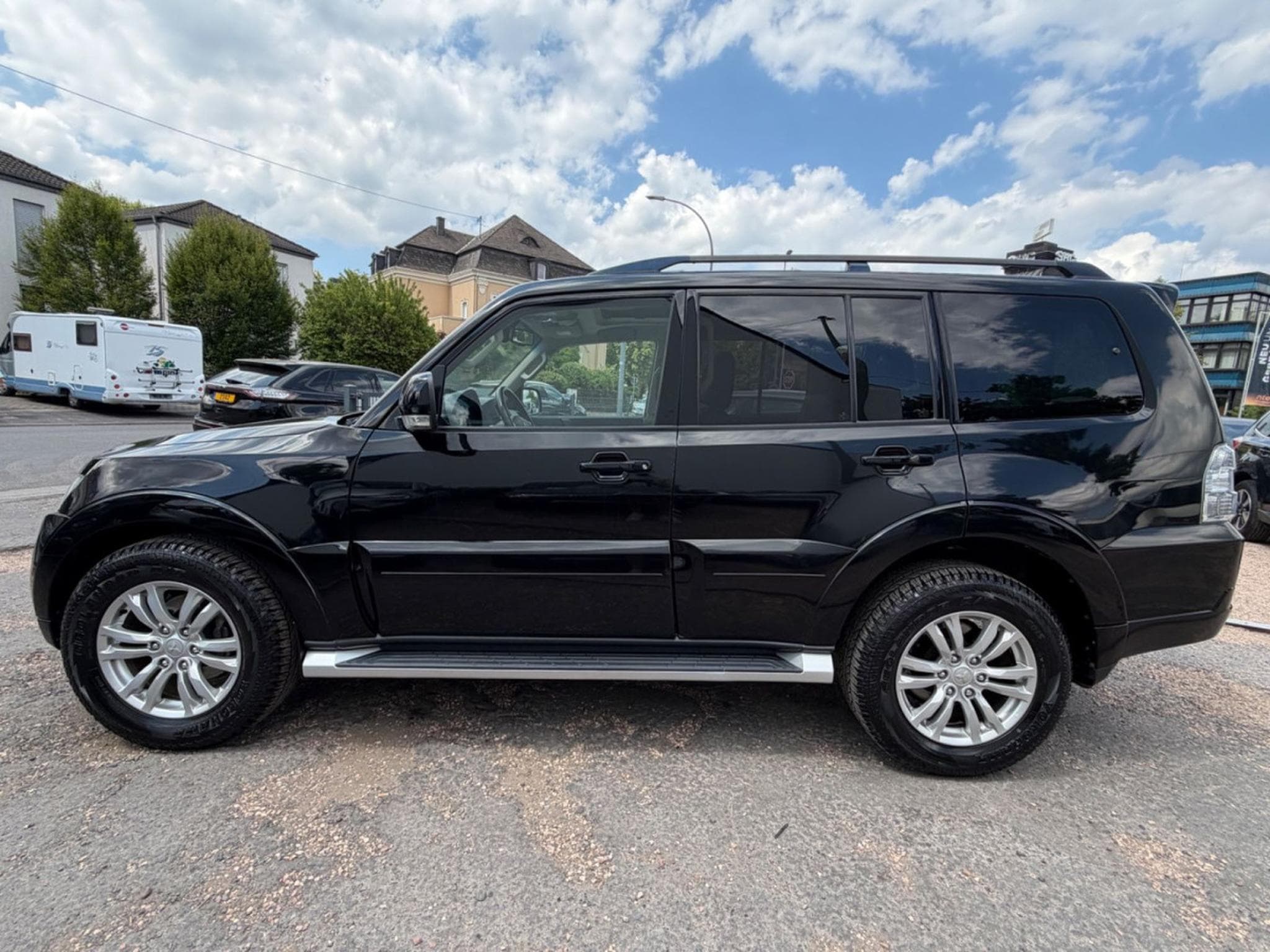 Mitsubishi Pajero Sport Pajero 3.2 DI-D Instyle/7xSitzer/Leder/Pano/ (2013) - Photo 3
