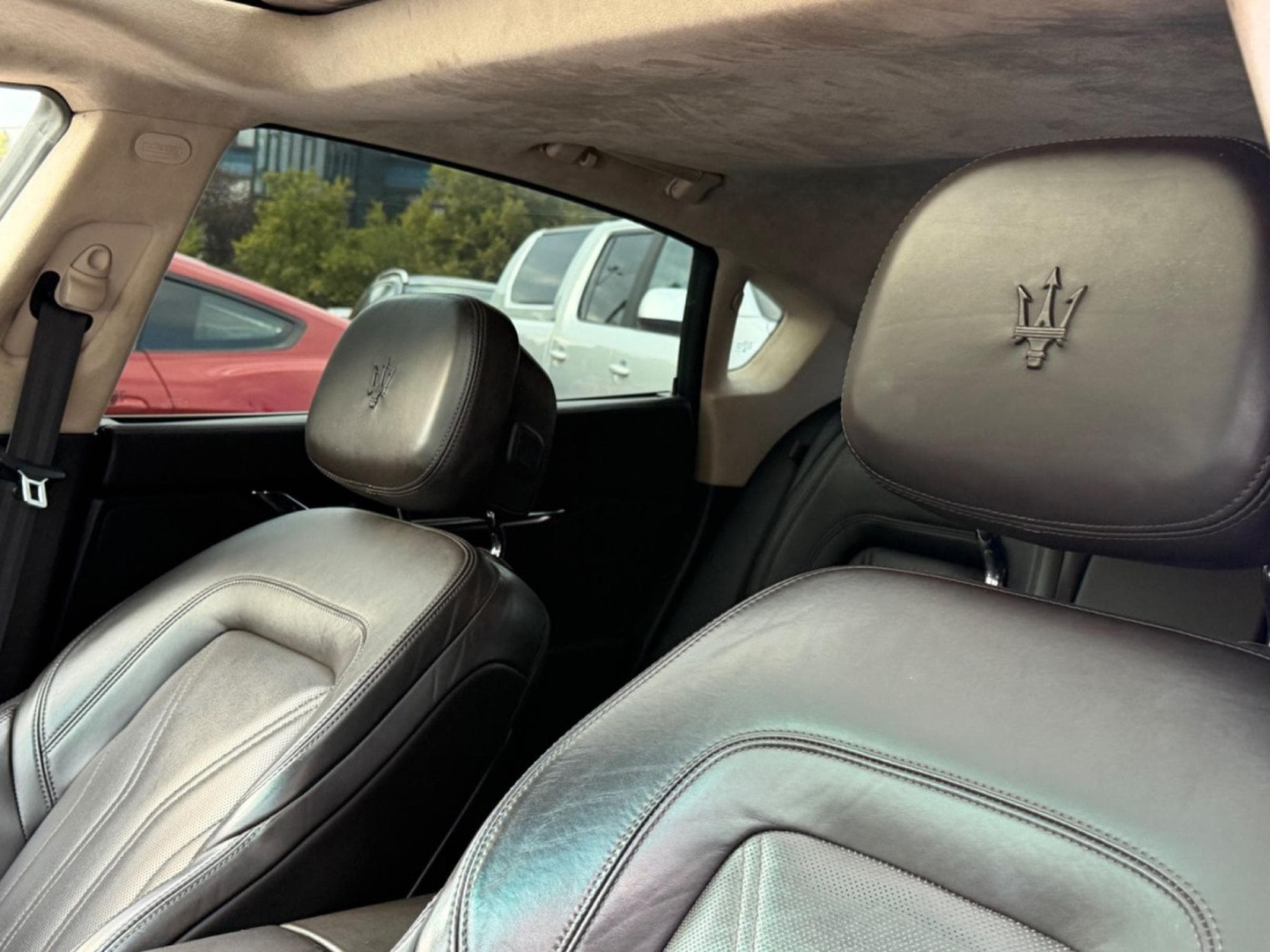 Maserati Quattroporte Diesel (2014) - Photo 11