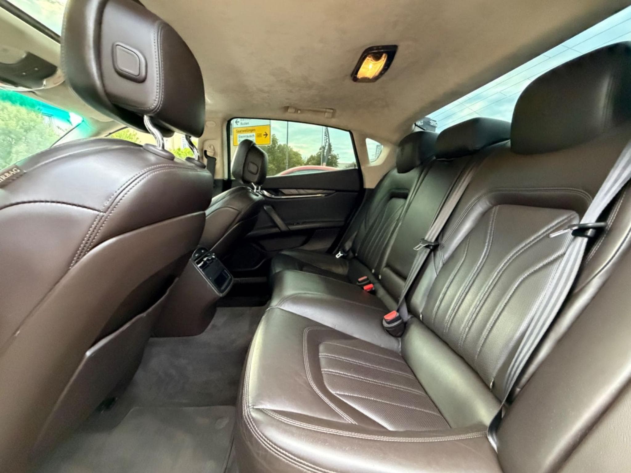 Maserati Quattroporte Diesel (2014) - Photo 14