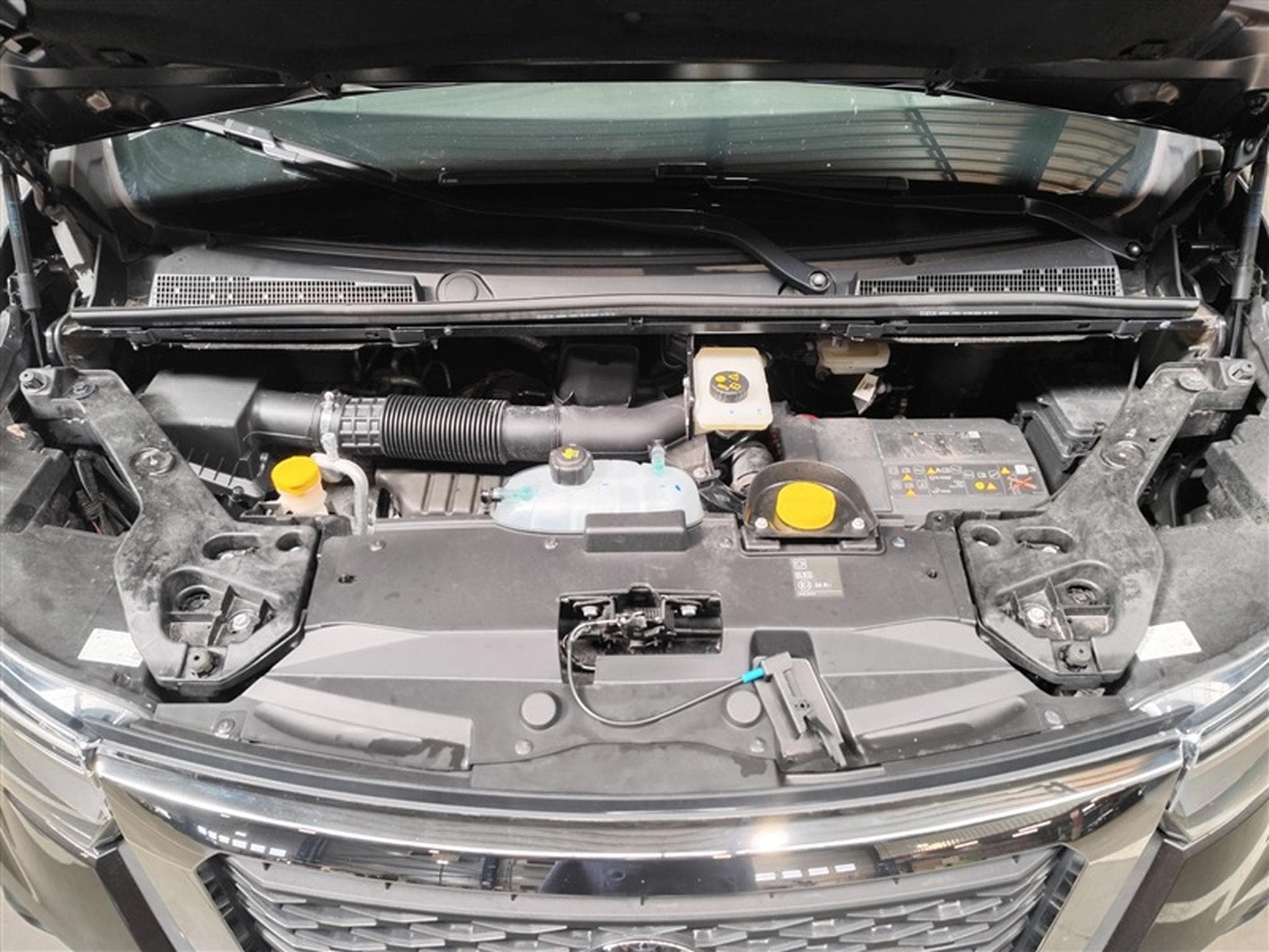 Nissan Primastar 2.0 dCi L2 150 EDC 9PL NAVI / FULL LED (2024) - Photo 20