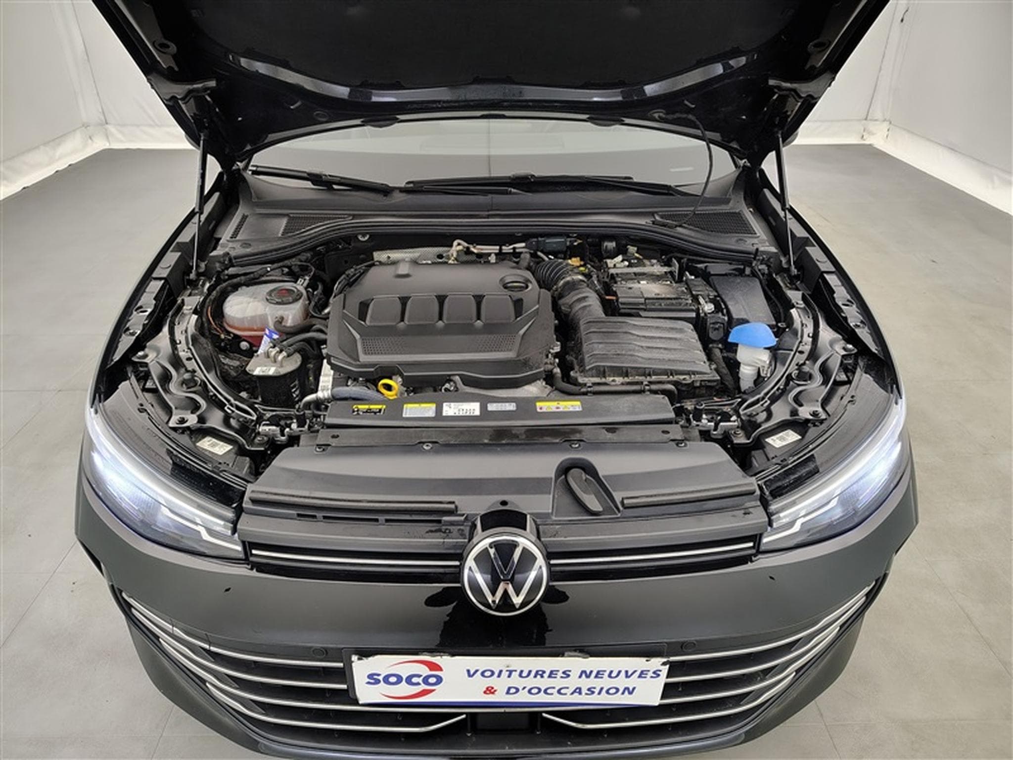 VW Passat 2.0 TDi 150cv DSG Elegance NAVI / FULL LED / CAMERA (2025) - Photo 19