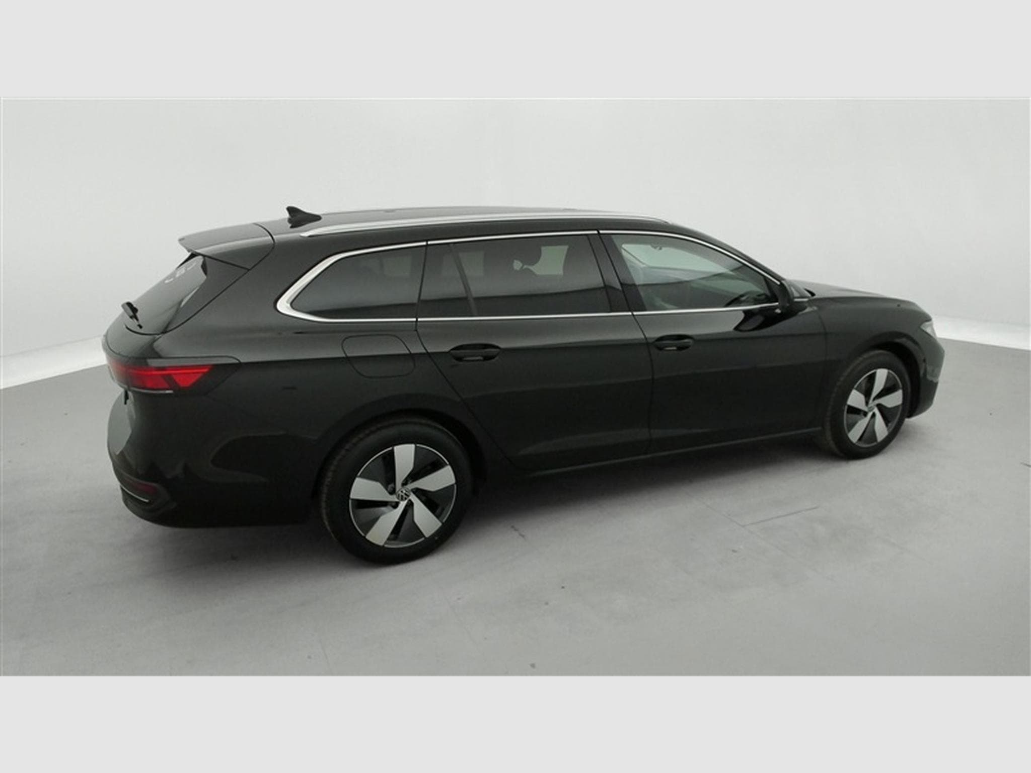VW Passat 2.0 TDi 150cv DSG Elegance NAVI / FULL LED / CAMERA (2025) - Photo 25