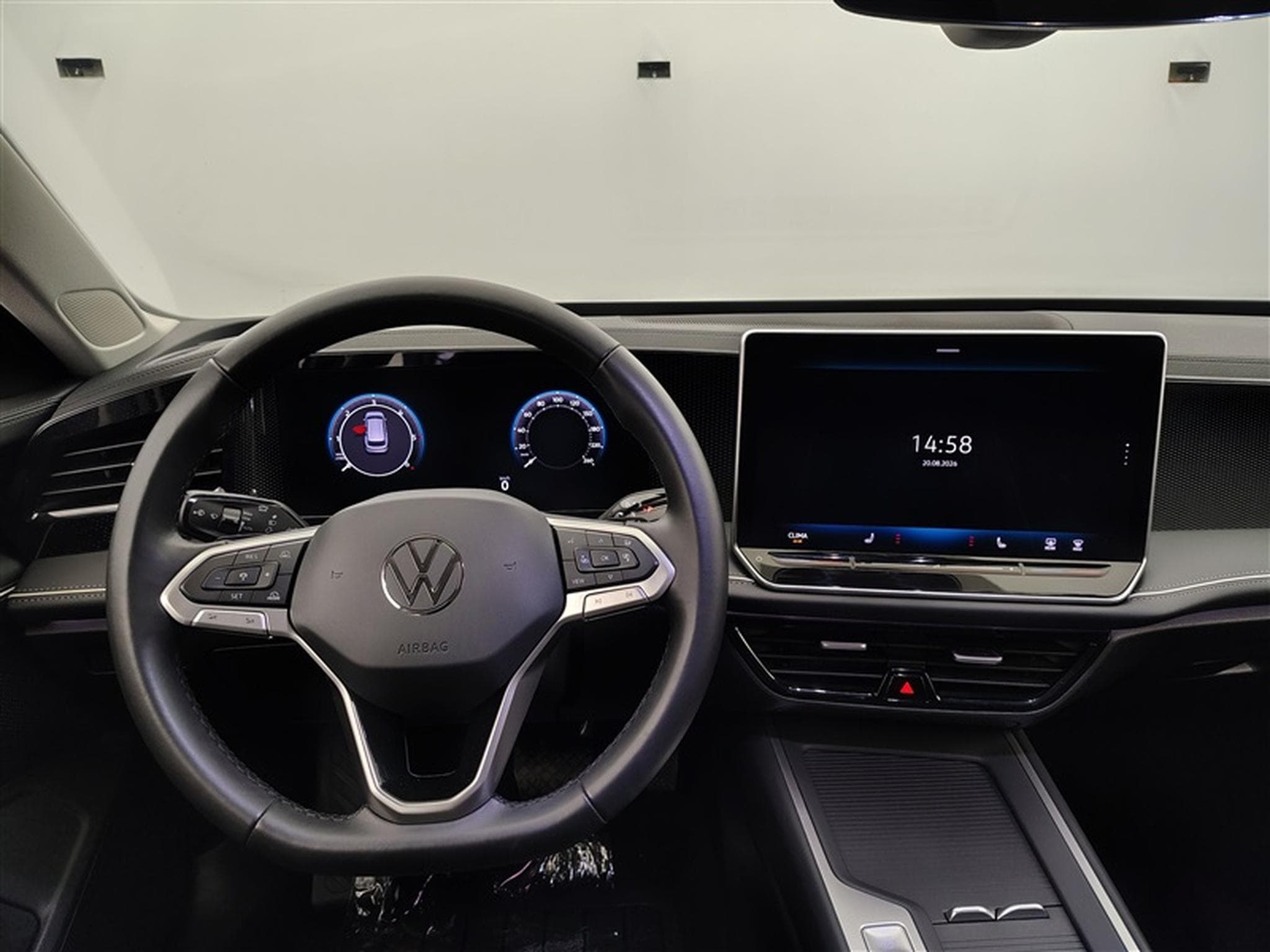 VW Passat 2.0 TDi 150cv DSG Elegance NAVI / FULL LED / CAMERA (2025) - Photo 9