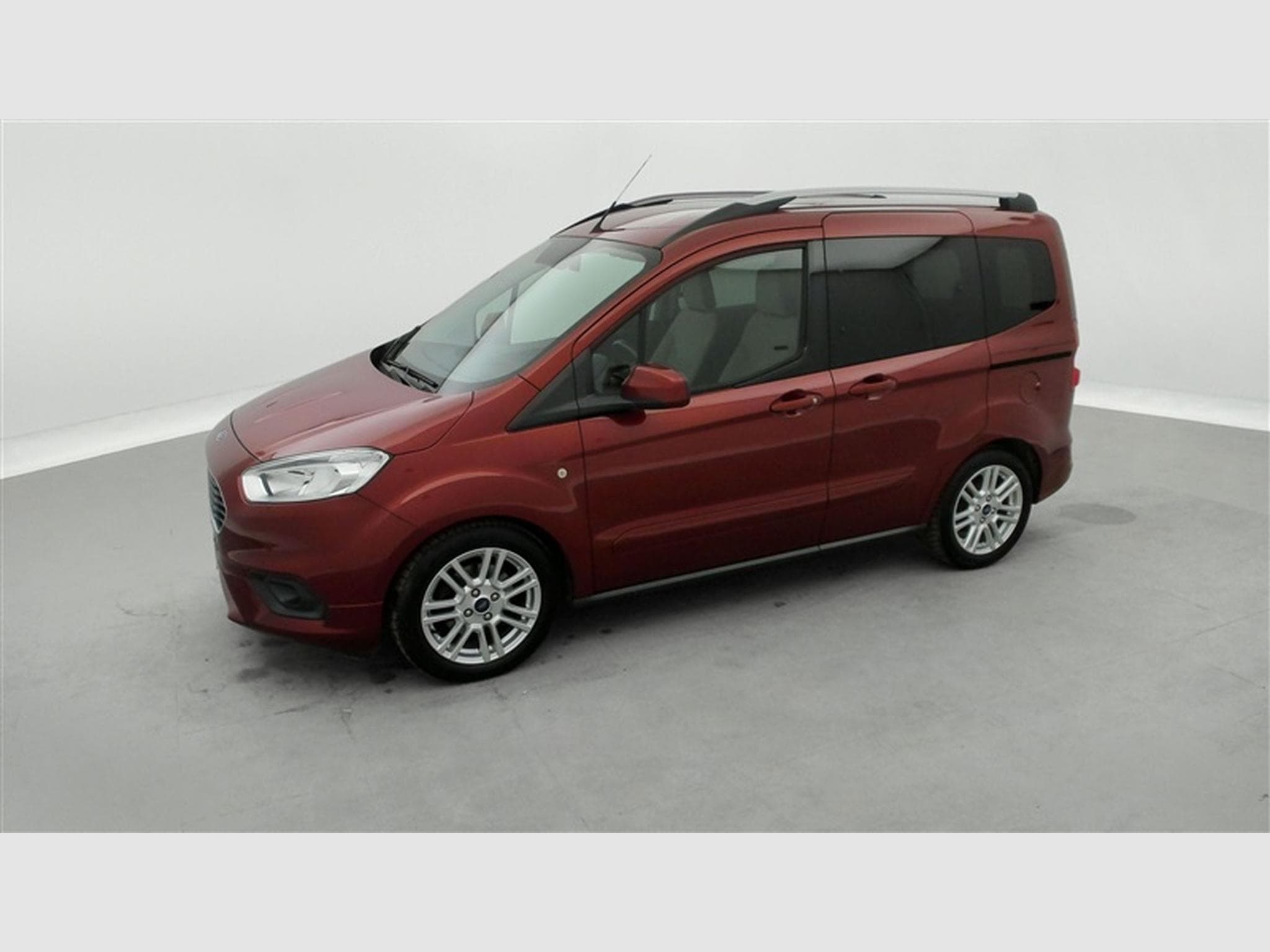 Ford Tourneo 1.0 EcoBoost Trend Auto S/S (EU6.2) (2019) - Photo 21