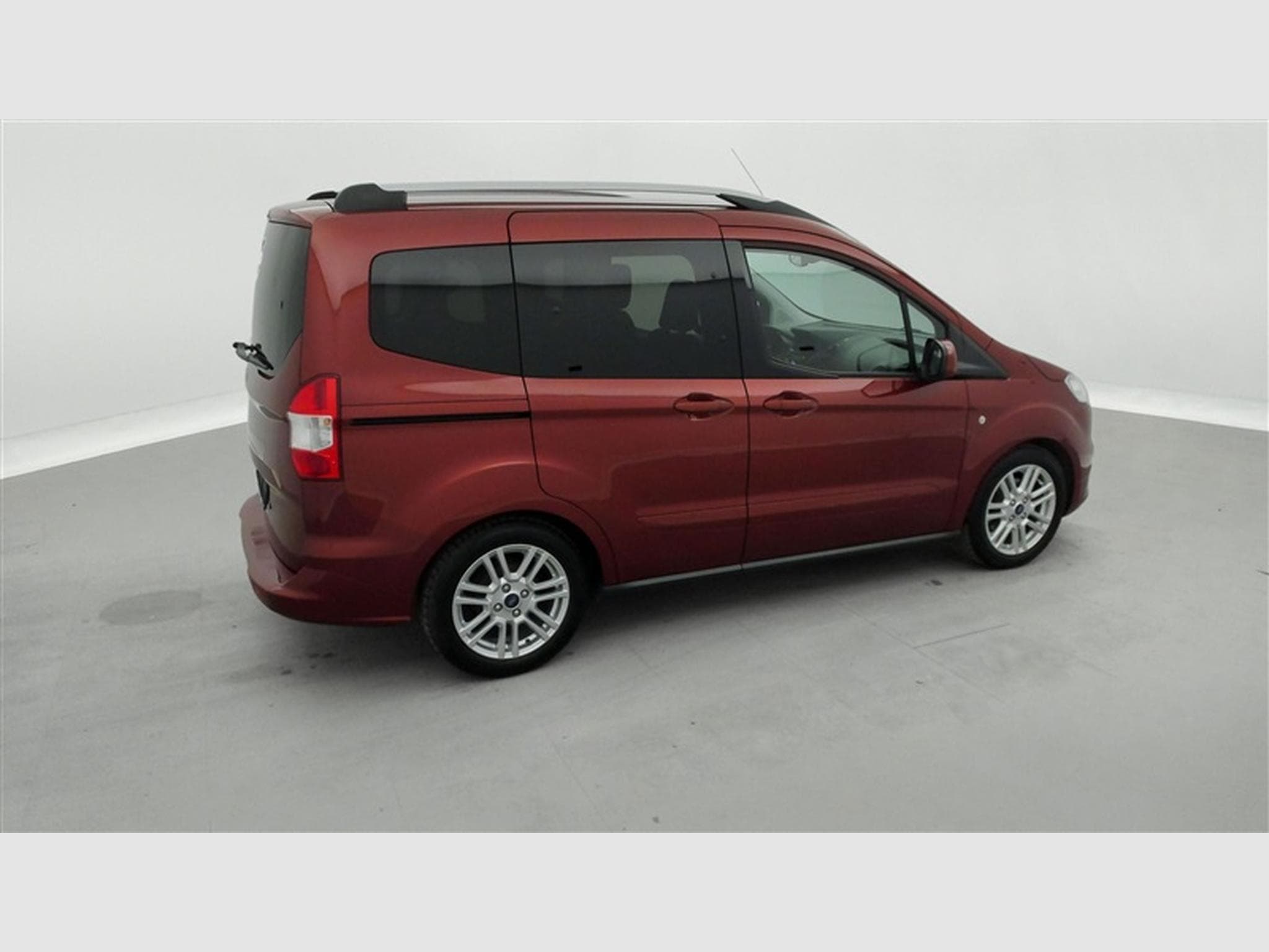 Ford Tourneo 1.0 EcoBoost Trend Auto S/S (EU6.2) (2019) - Photo 25