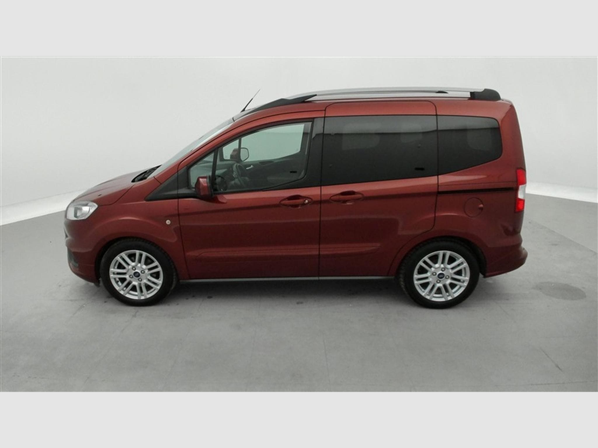 Ford Tourneo 1.0 EcoBoost Trend Auto S/S (EU6.2) (2019) - Photo 3