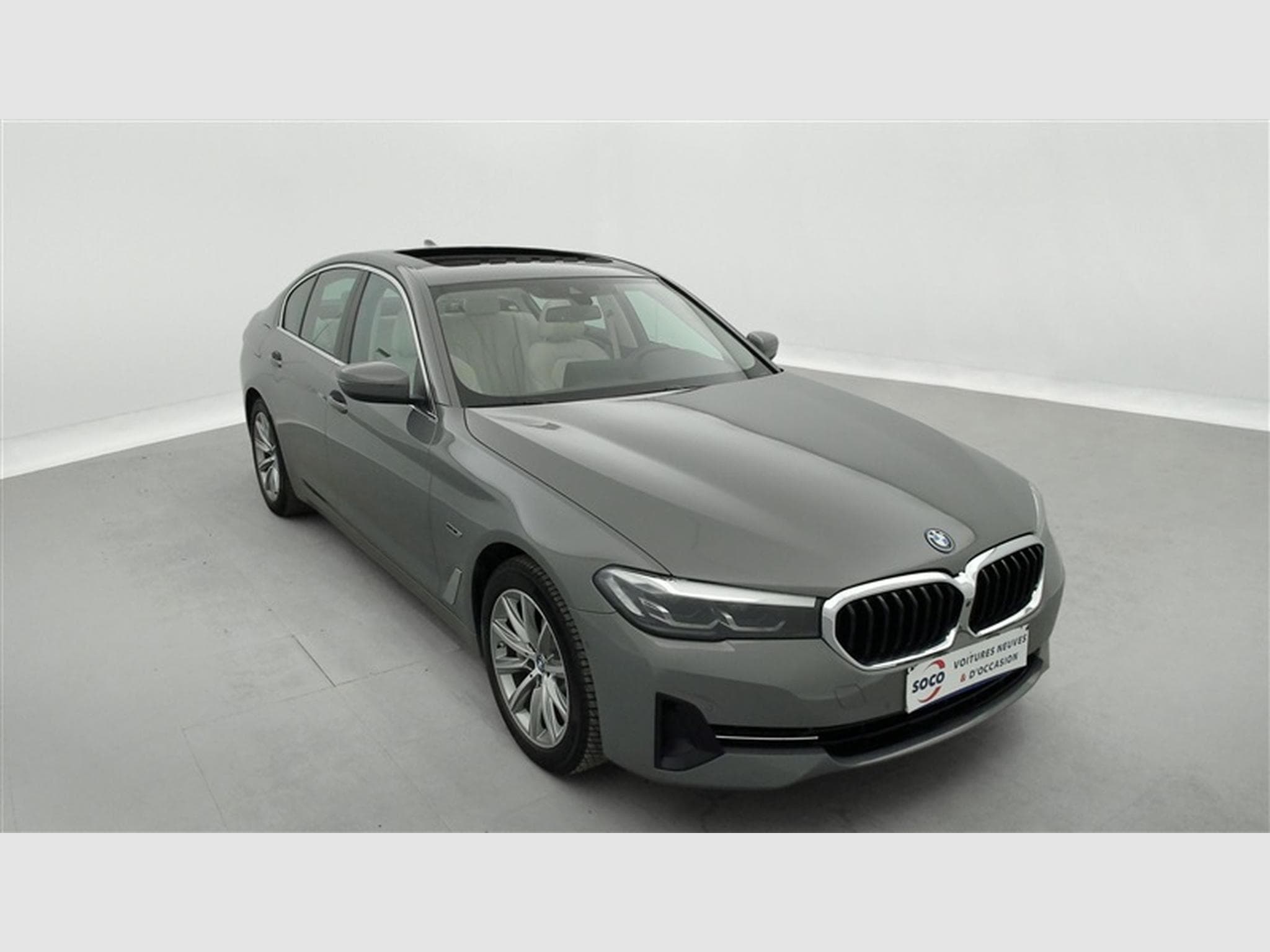 BMW 530 530e PHEV LUXURY NAVI / CUIR SPORT / FULL LED (2022) - Photo 24