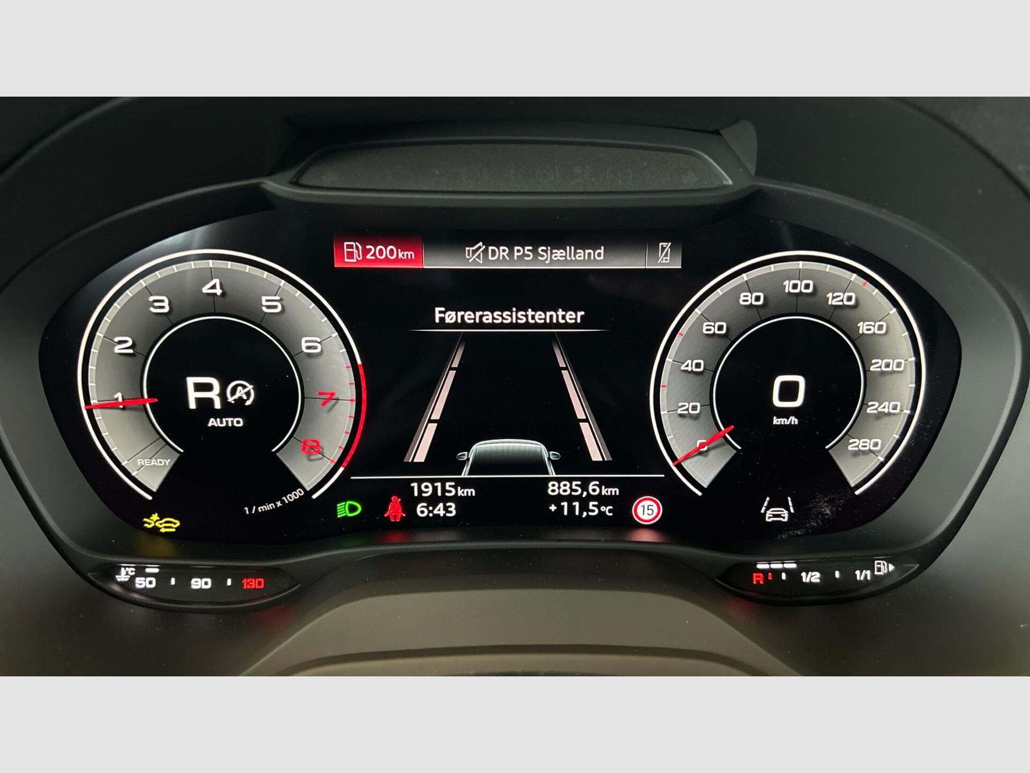 Audi Q2 35 TFSI 150cv S-line S-tronic (2026) - Photo 10