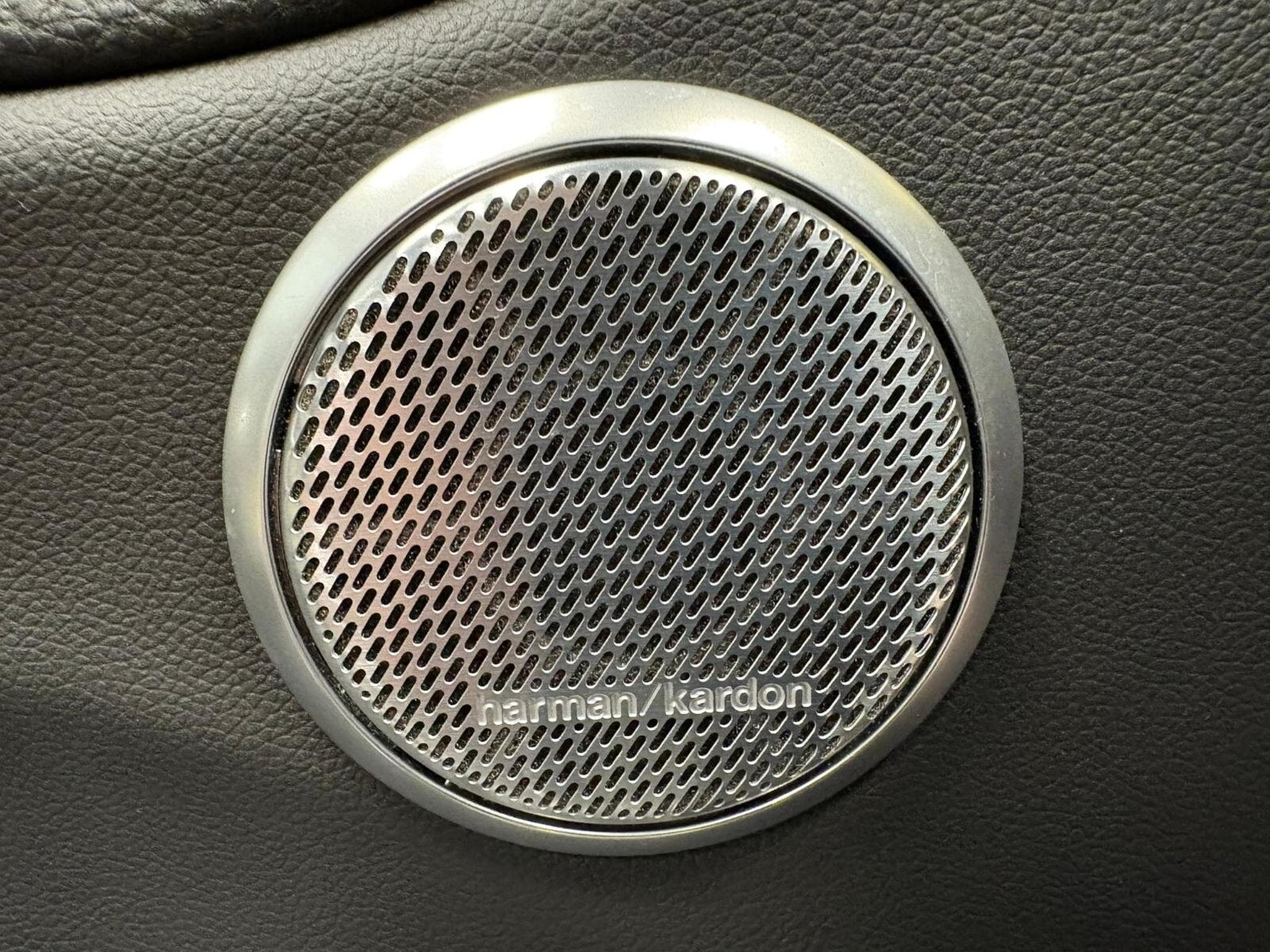 Alfa-Romeo Giulia Giulia Veloce 280 CV CUIR (2019) - Photo 13
