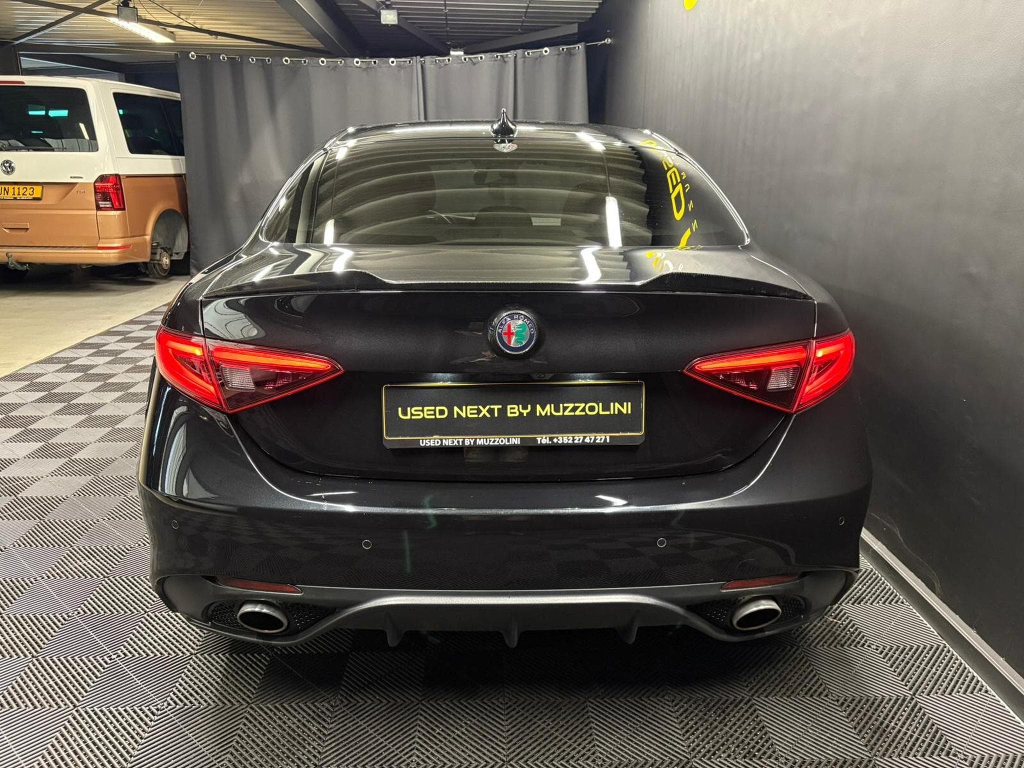 Alfa-Romeo Giulia Giulia Veloce 280 CV CUIR (2019) - Photo 4