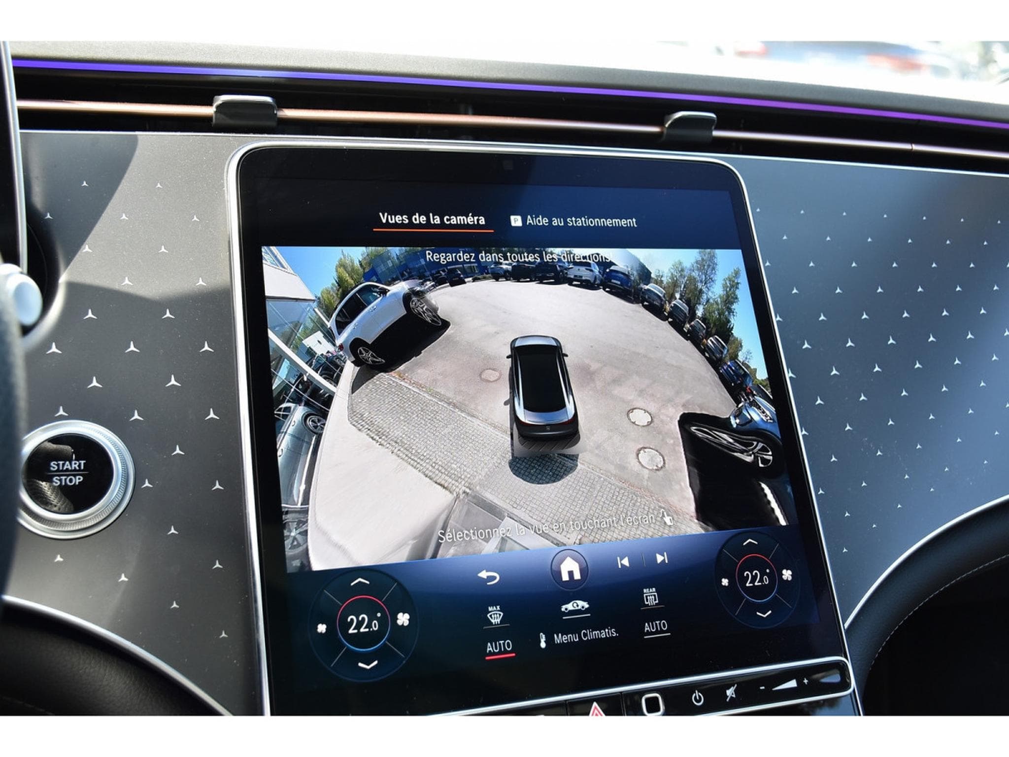 Mercedes EQE 300 AMG Line AIRMATIC DISTR CUIR MEMO PANO BURMESTER CAM360 (2025) - Foto 14