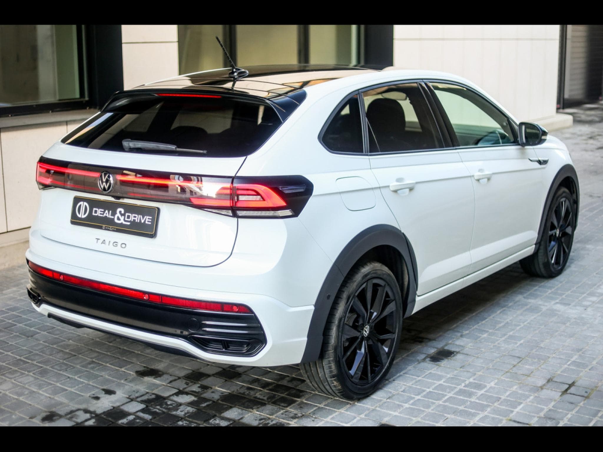 VW Taigo 1.5 TSI 150 DSG R-LINE - PACK IQ.DRIVE - PURE WHITE (2023) - Photo 7