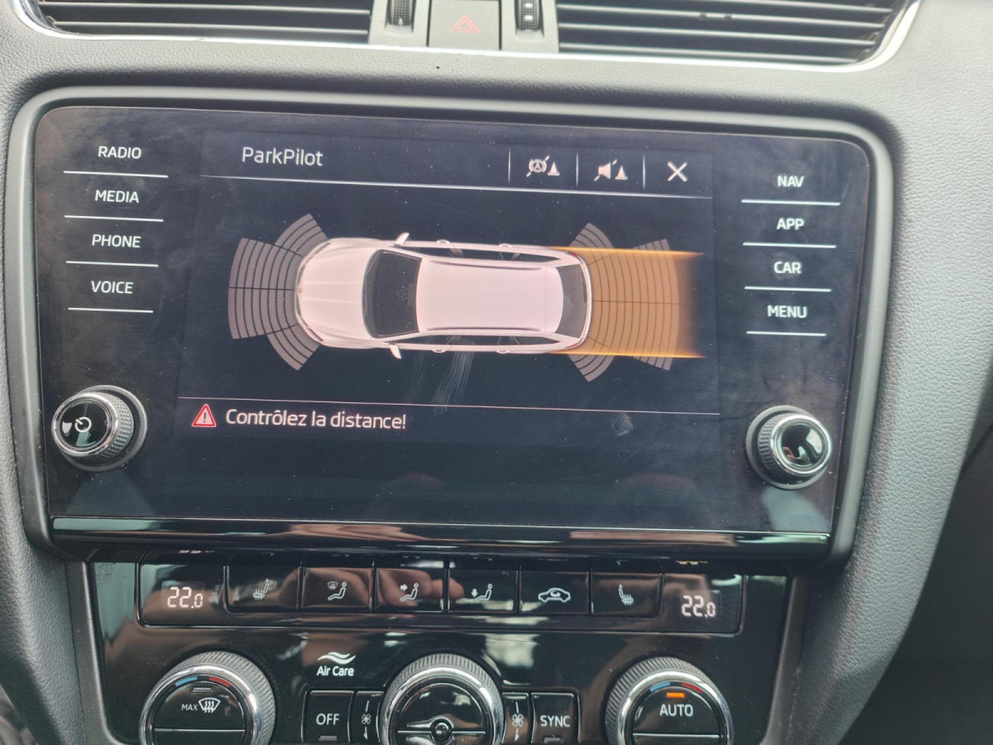 Skoda Octavia OCTAVIA COMBI 1.0 TSI DSG CARPLAY GPS BLUETOOTH RADAR AV/ARR (2018) - Photo 14