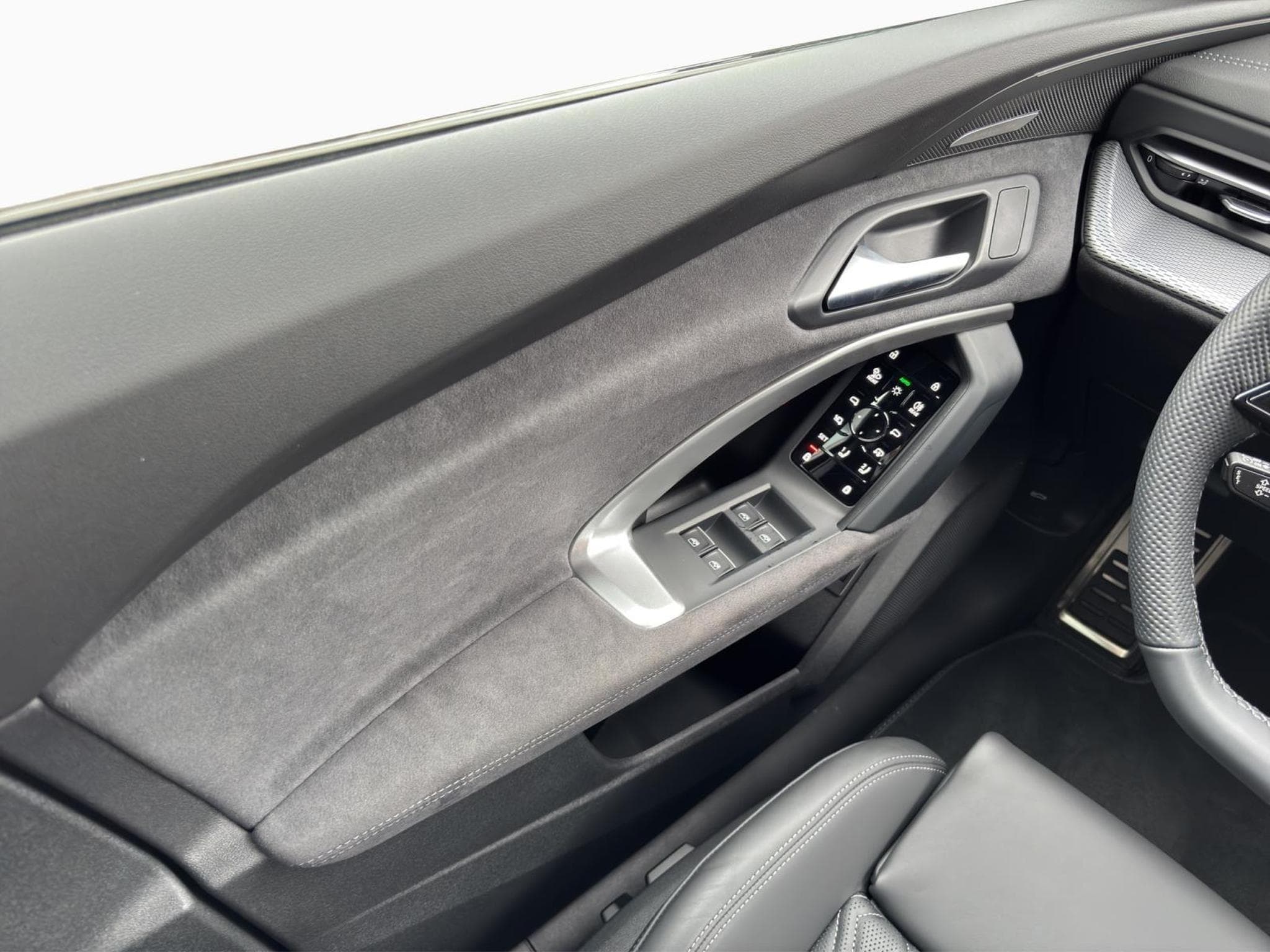 Audi SQ5 Sportback TFSI quattro S tronic (2026) - Photo 15