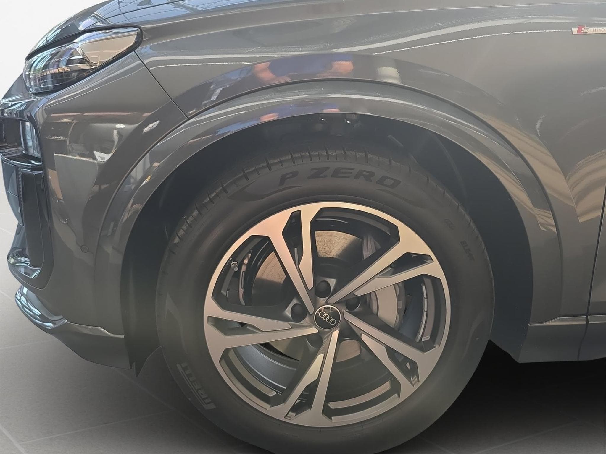 Audi Q6 e-tron performance Sportback (2026) - Photo 8