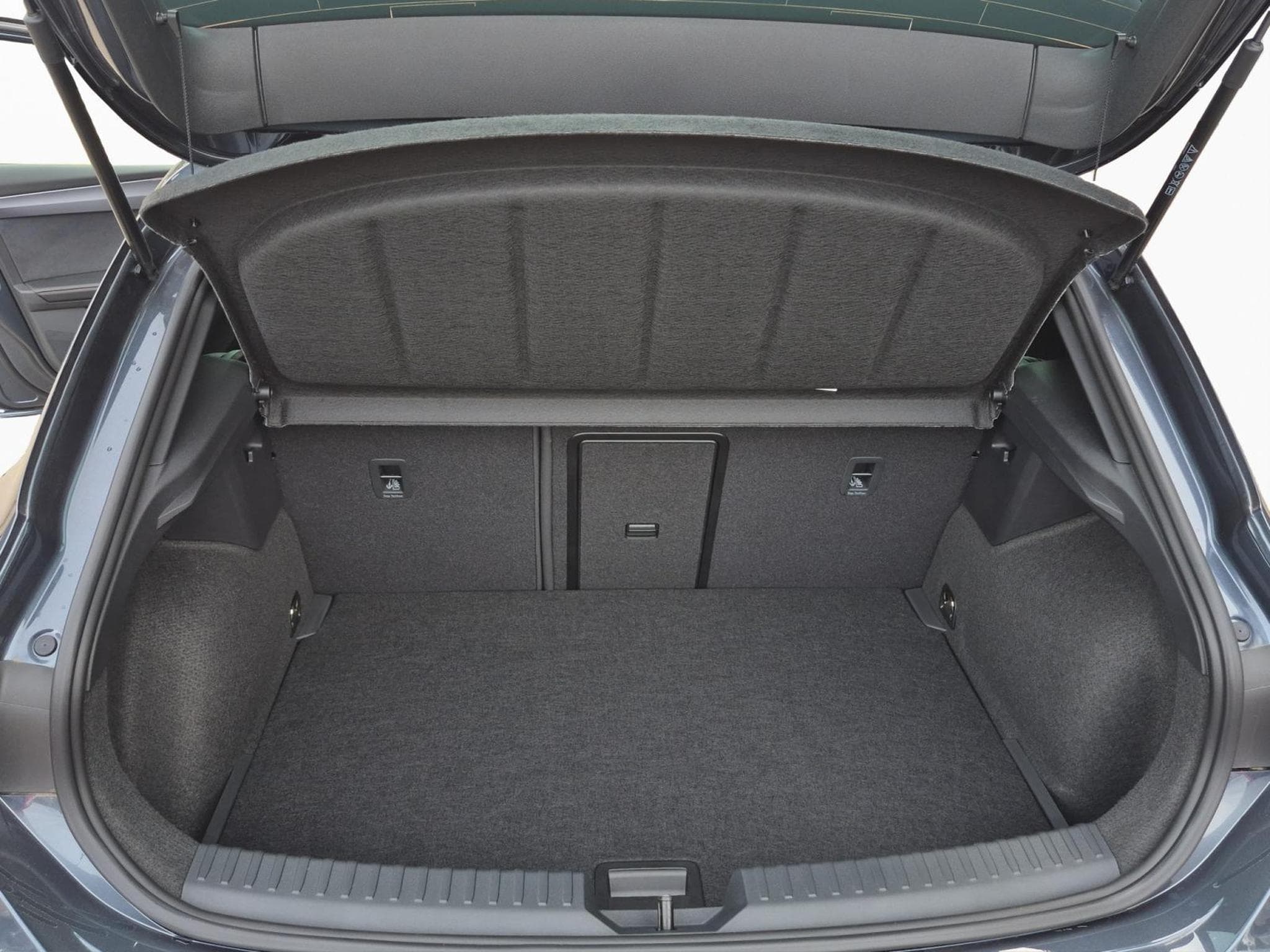 Cupra Leon 1.5 eTSI DSG (2026) - Photo 15