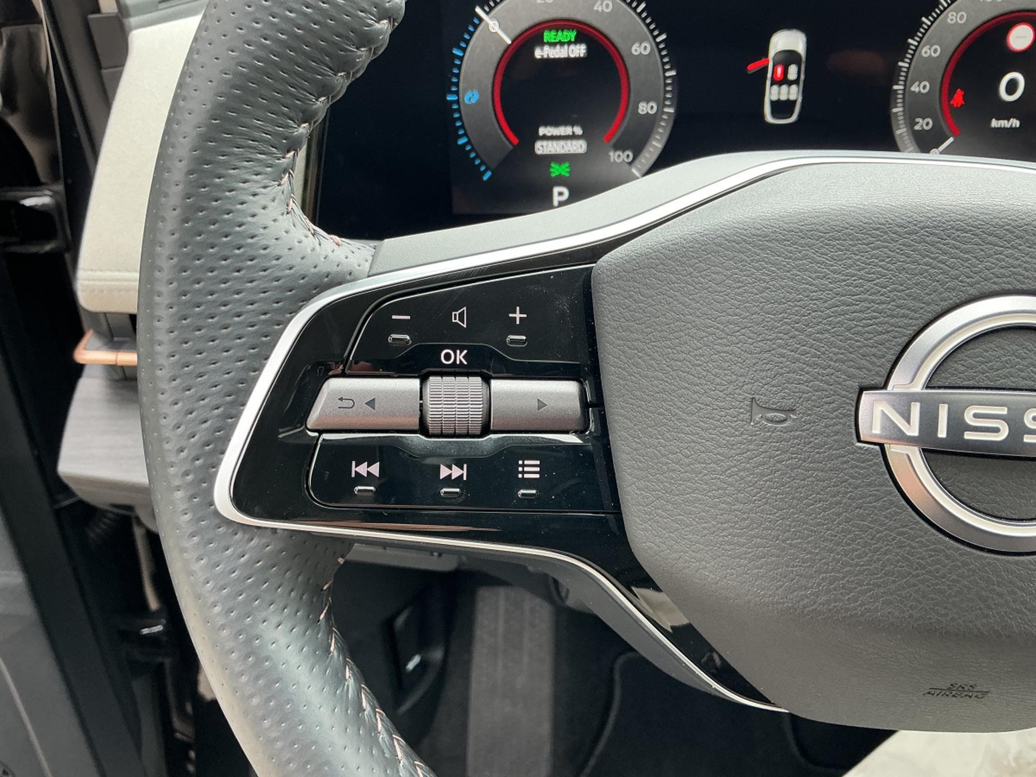 Nissan Ariya Evolve e-4ORCE (2025) - Photo 19