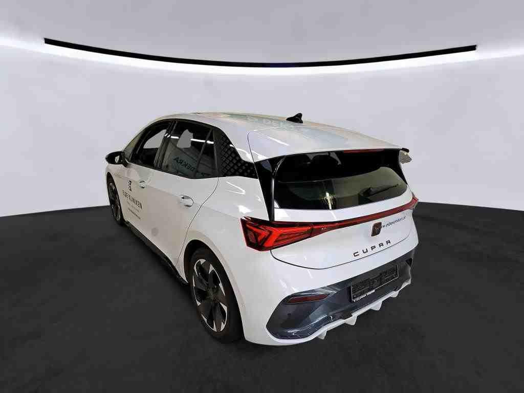 Cupra Born Born (2023) - Photo 4