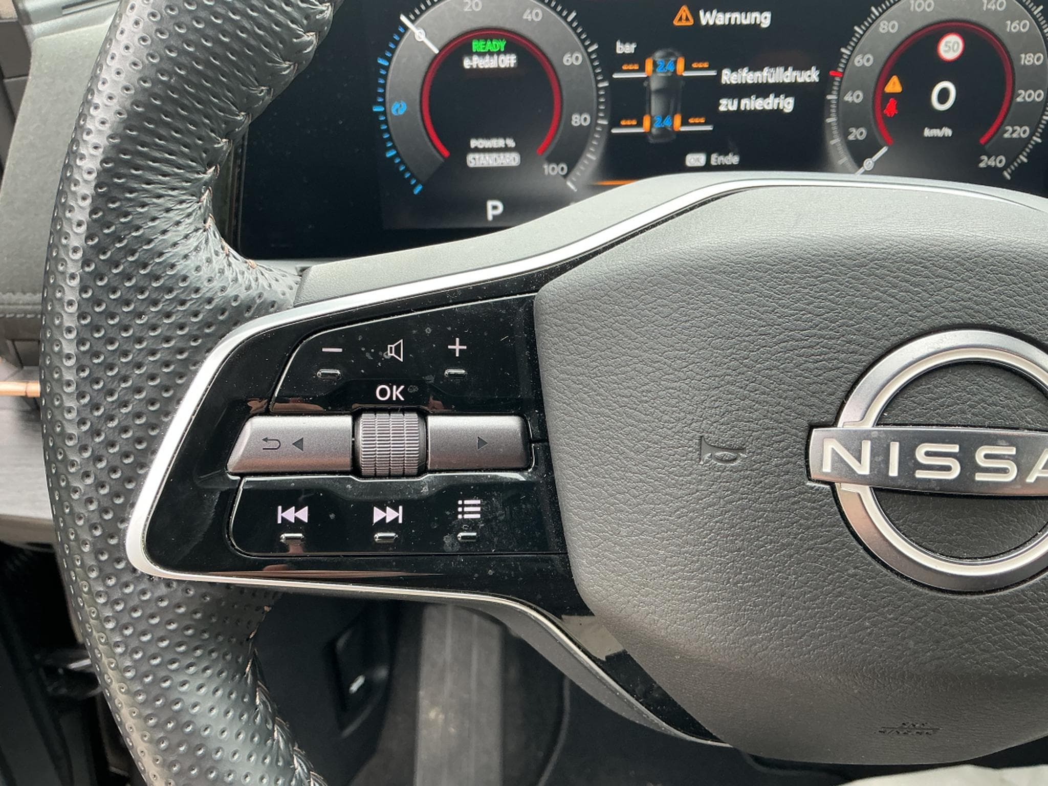 Nissan Ariya Evolve e-4ORCE (2025) - Photo 11