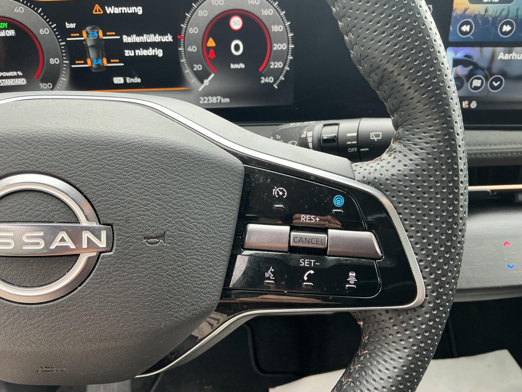 Nissan Ariya Evolve e-4ORCE (2025) - Photo 12