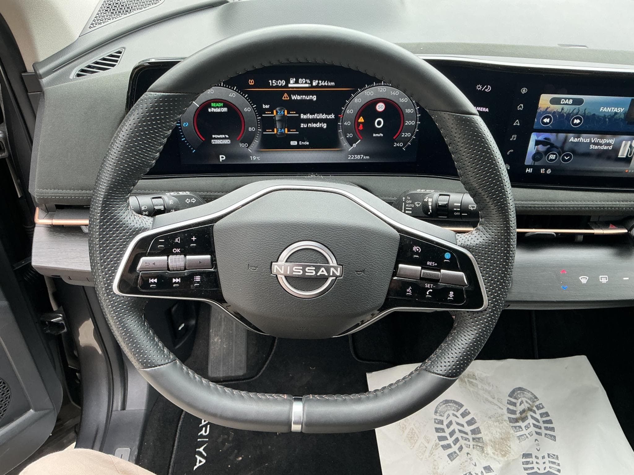 Nissan Ariya Evolve e-4ORCE (2025) - Photo 9