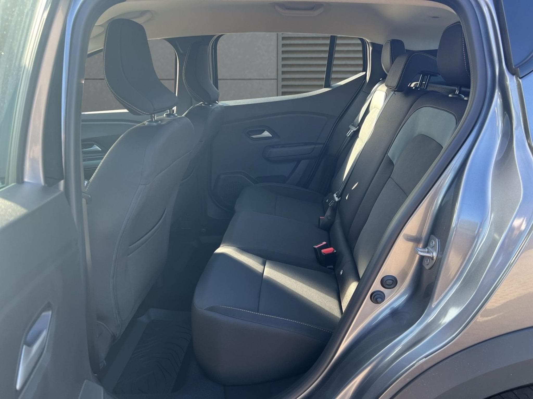 Dacia Sandero Extreme (2026) - Foto 6