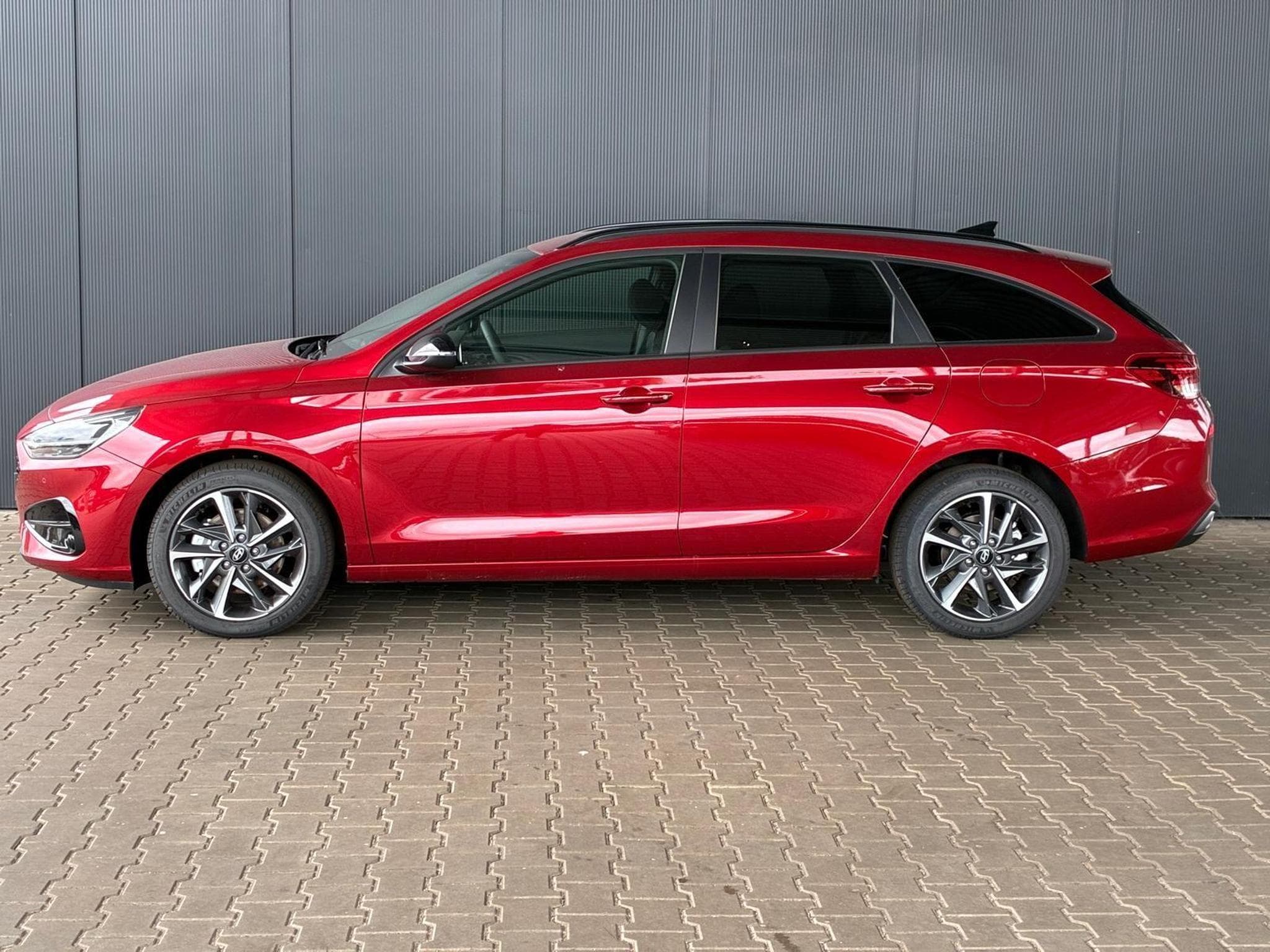 Hyundai i30 Comfort Plus Kombi (2025) - Photo 2