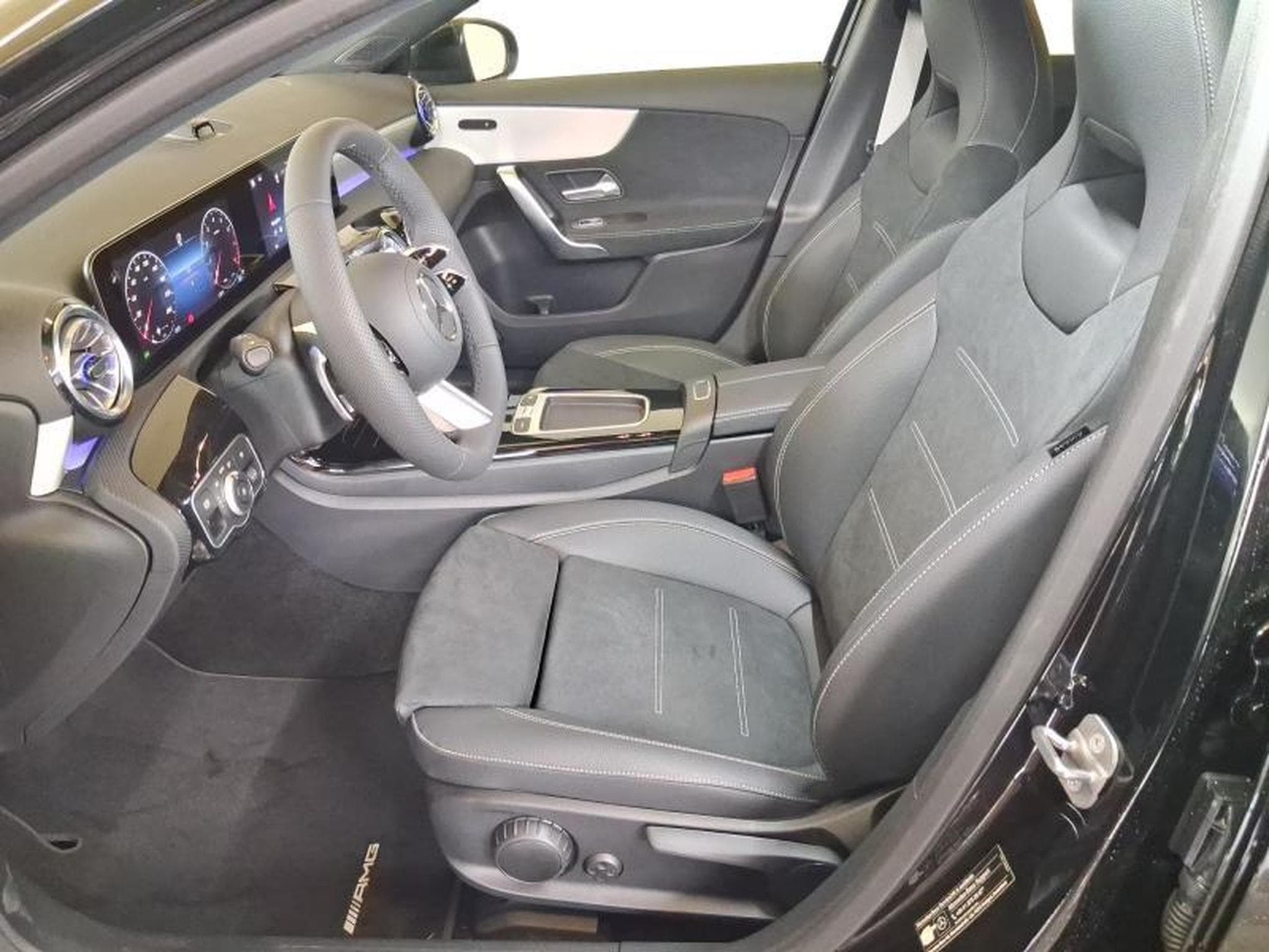Mercedes A 200 AMG Line (2026) - Foto 4