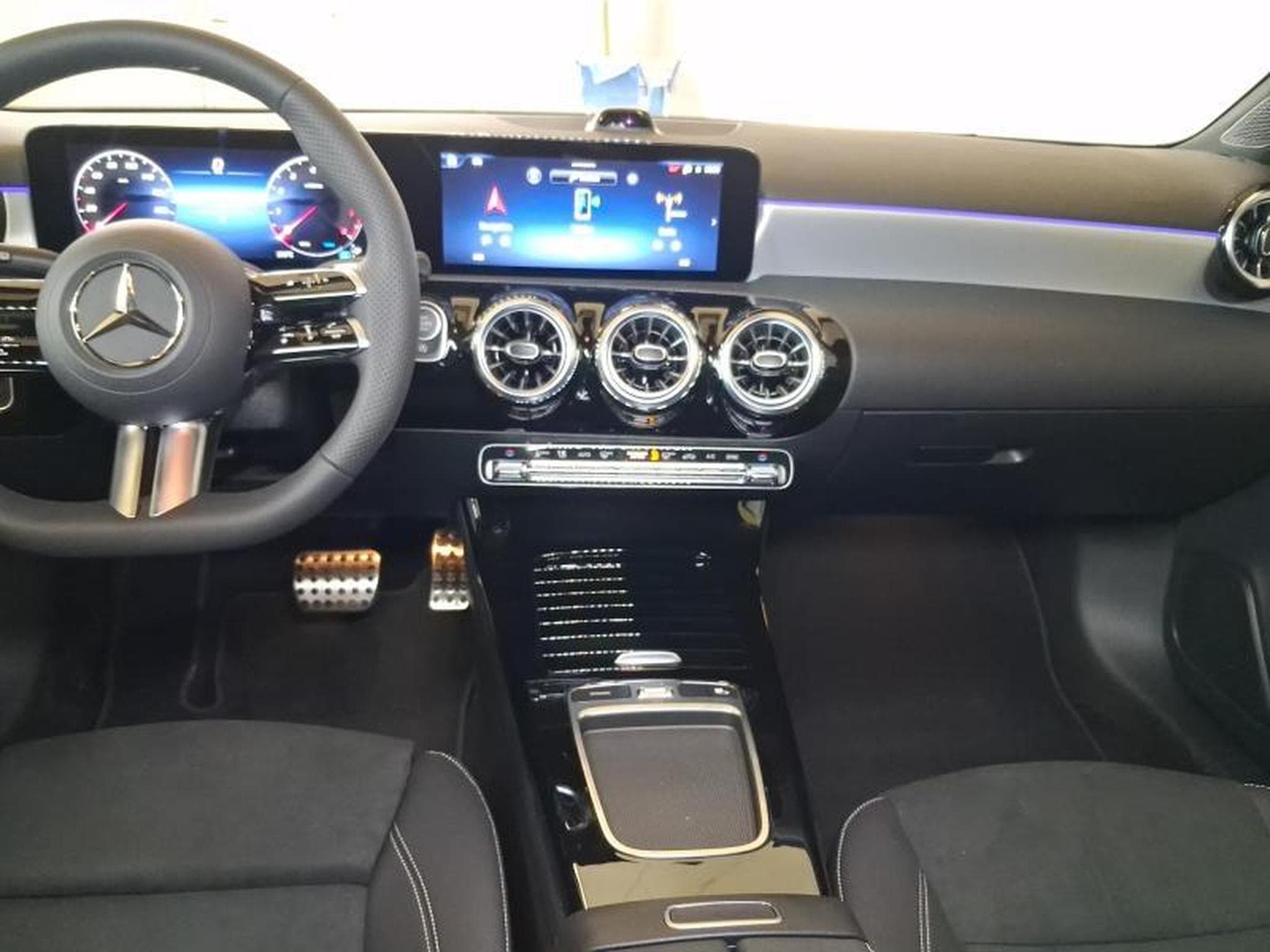Mercedes A 200 AMG Line (2026) - Foto 7