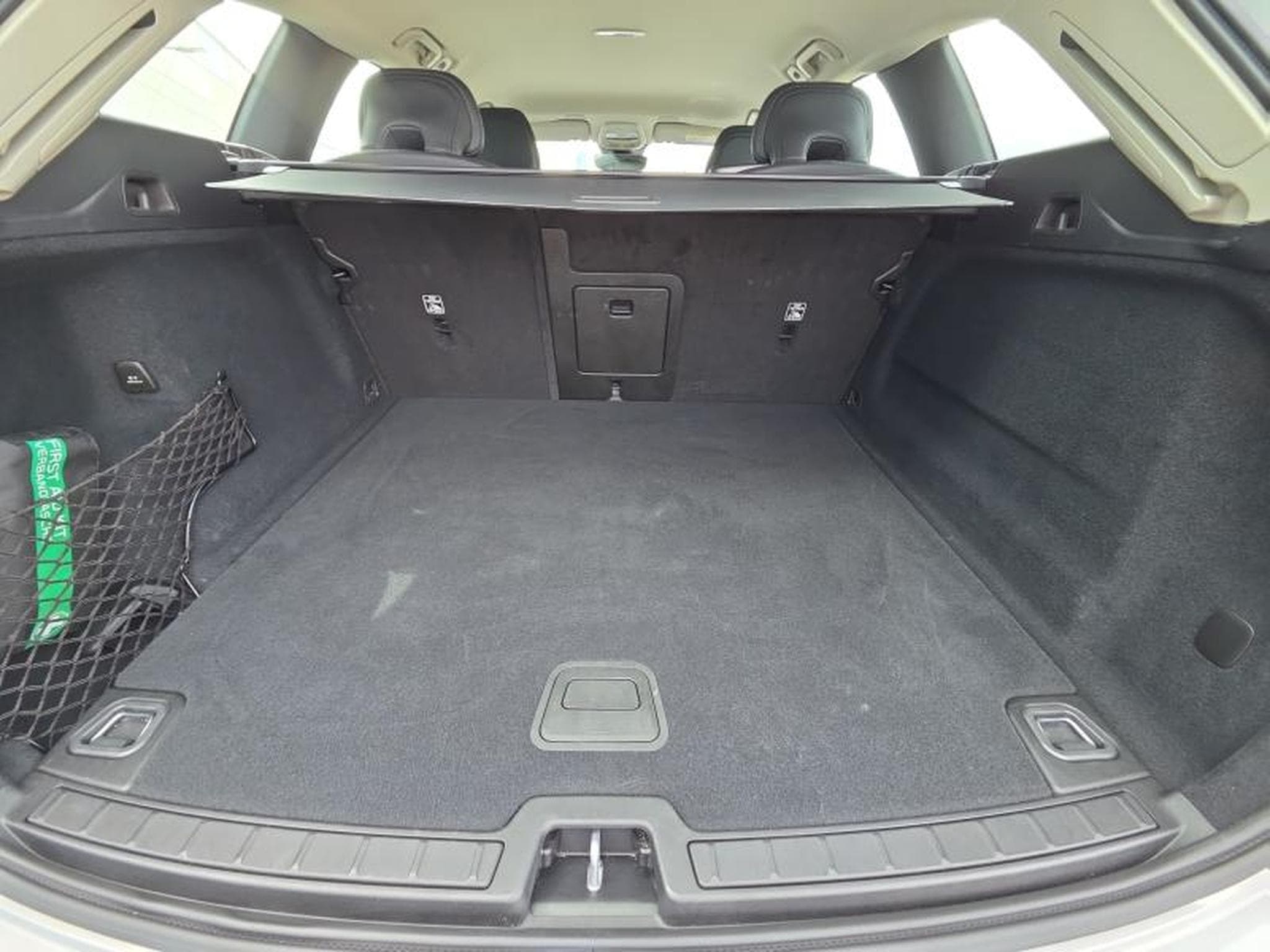 Volvo XC60 B5 Core AWD / Essence (2025) - Photo 38