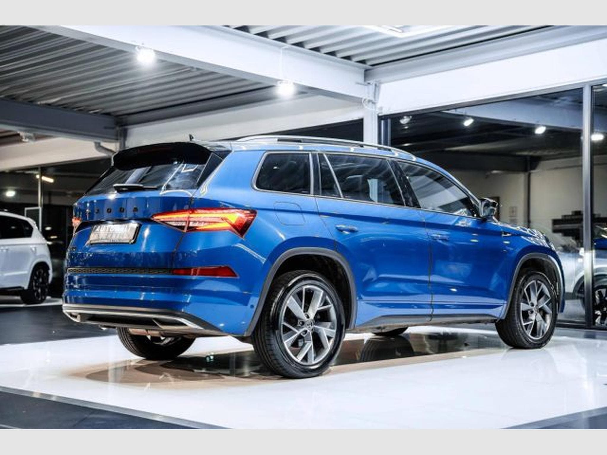 Skoda Kodiaq Kodiaq 2.0 TDI DSG Sportline NAVI 7-Si PANO AHK (2023) - Photo 14