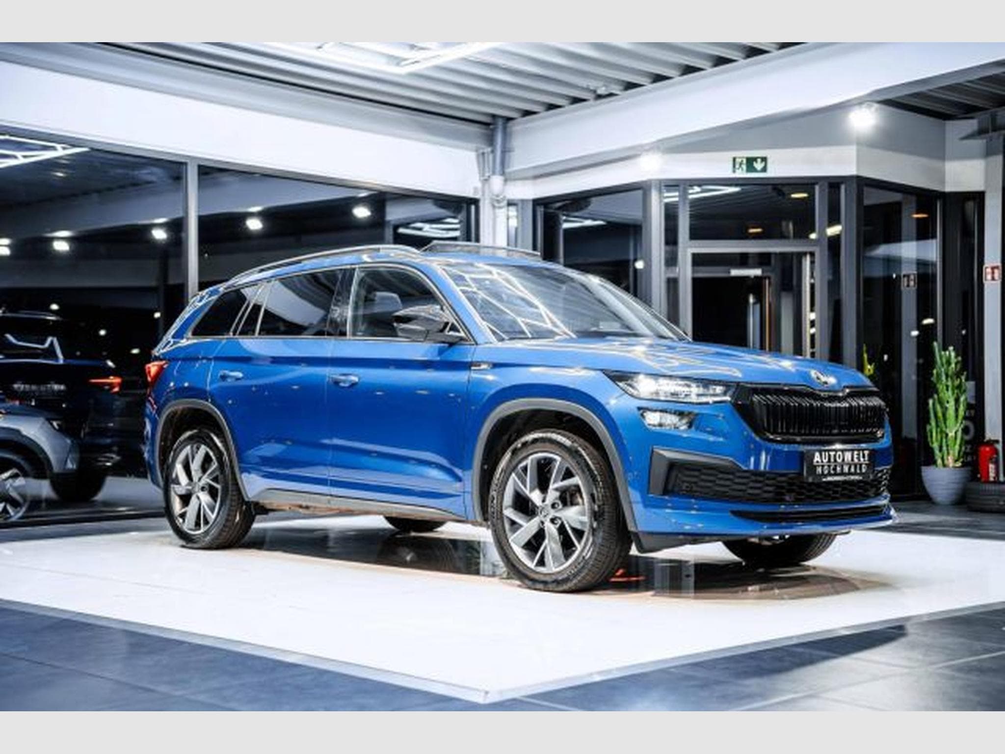 Skoda Kodiaq Kodiaq 2.0 TDI DSG Sportline NAVI 7-Si PANO AHK (2023) - Photo 6