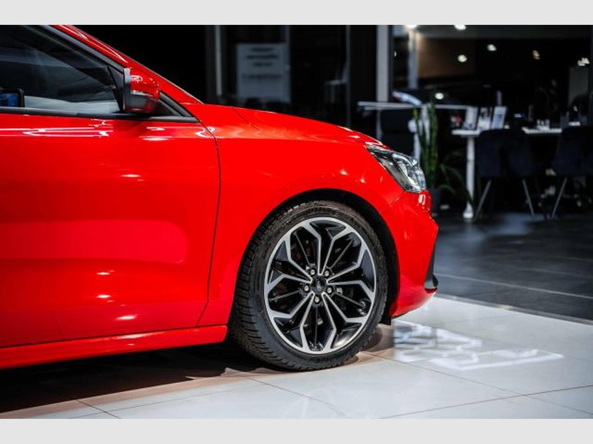 Ford Focus Focus ST 2.0 D NAVI Virtual Recaro LED RFK PANO (2021) - Photo 10