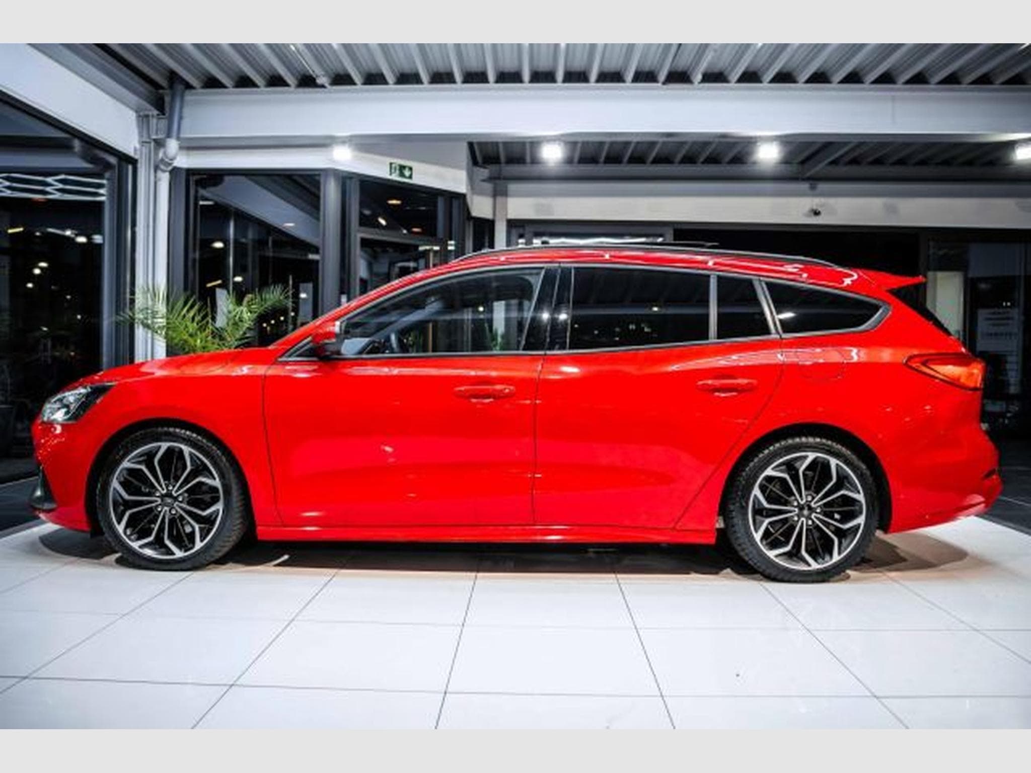 Ford Focus Focus ST 2.0 D NAVI Virtual Recaro LED RFK PANO (2021) - Photo 11